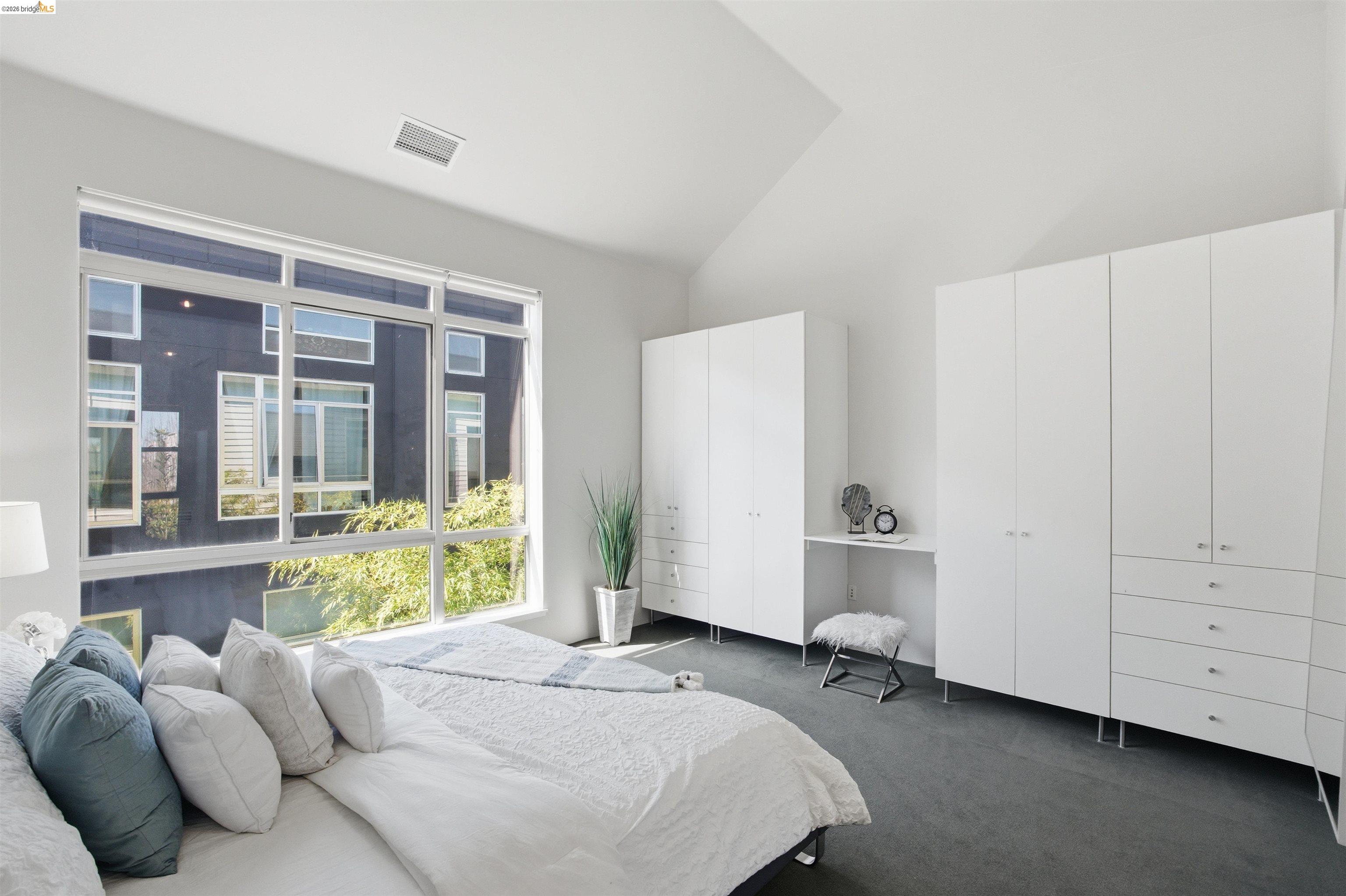 1253 Pine St, Oakland CA 94607 — photo 9