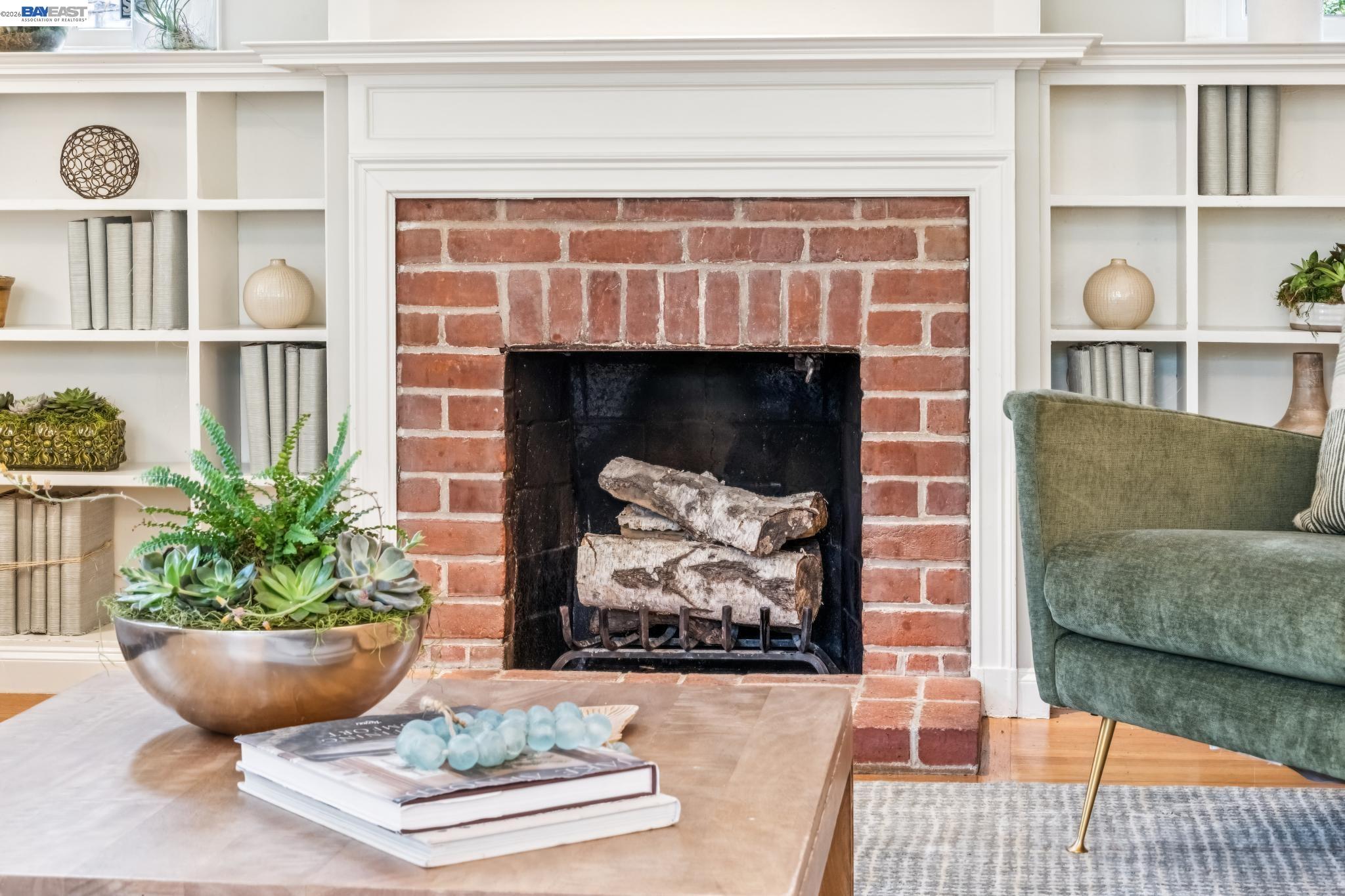 Detail Gallery Image 19 of 56 For 1800 San Lorenzo Avenue, Berkeley,  CA 94707 - 3 Beds | 1/1 Baths