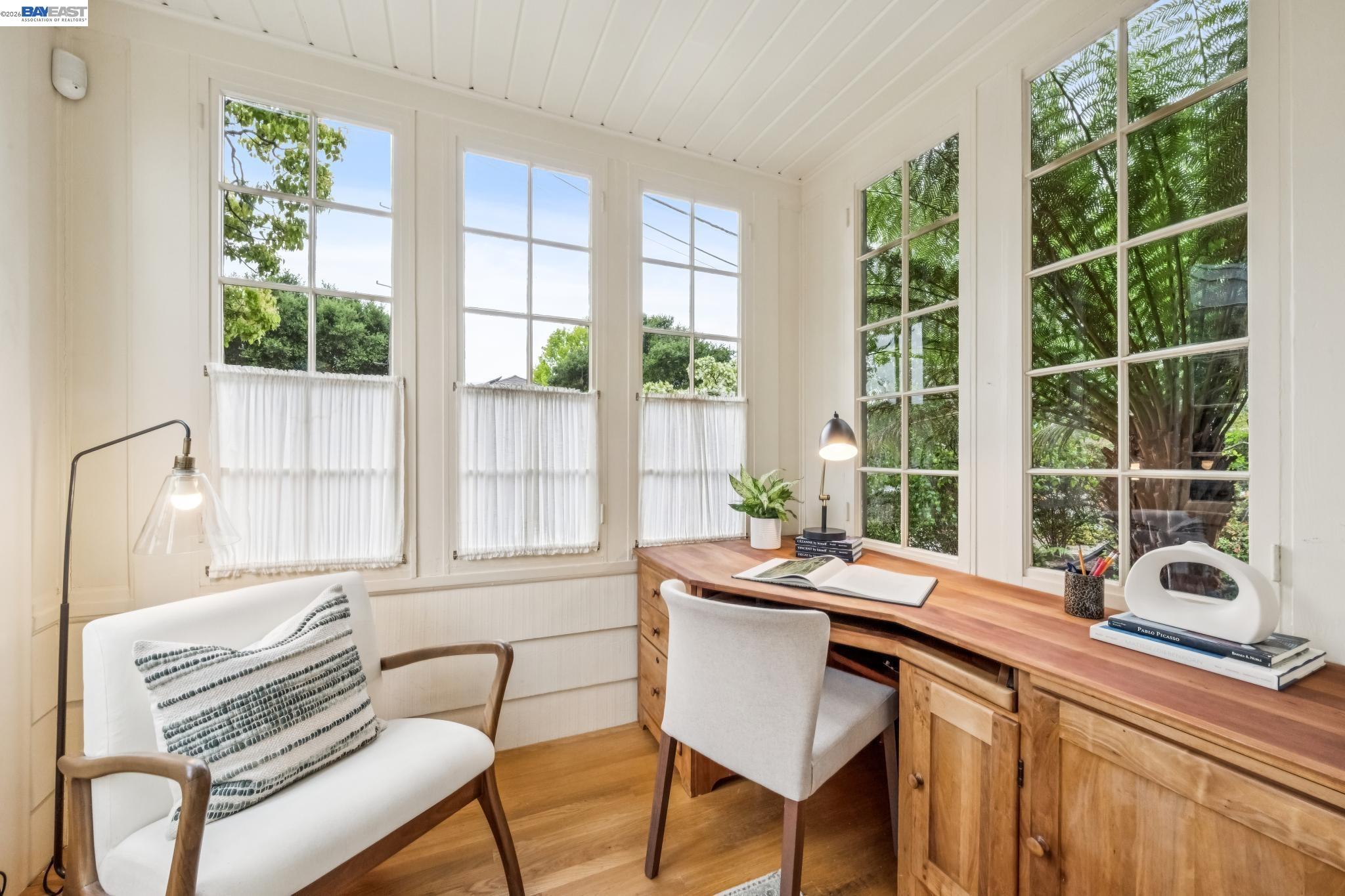 Detail Gallery Image 22 of 56 For 1800 San Lorenzo Avenue, Berkeley,  CA 94707 - 3 Beds | 1/1 Baths