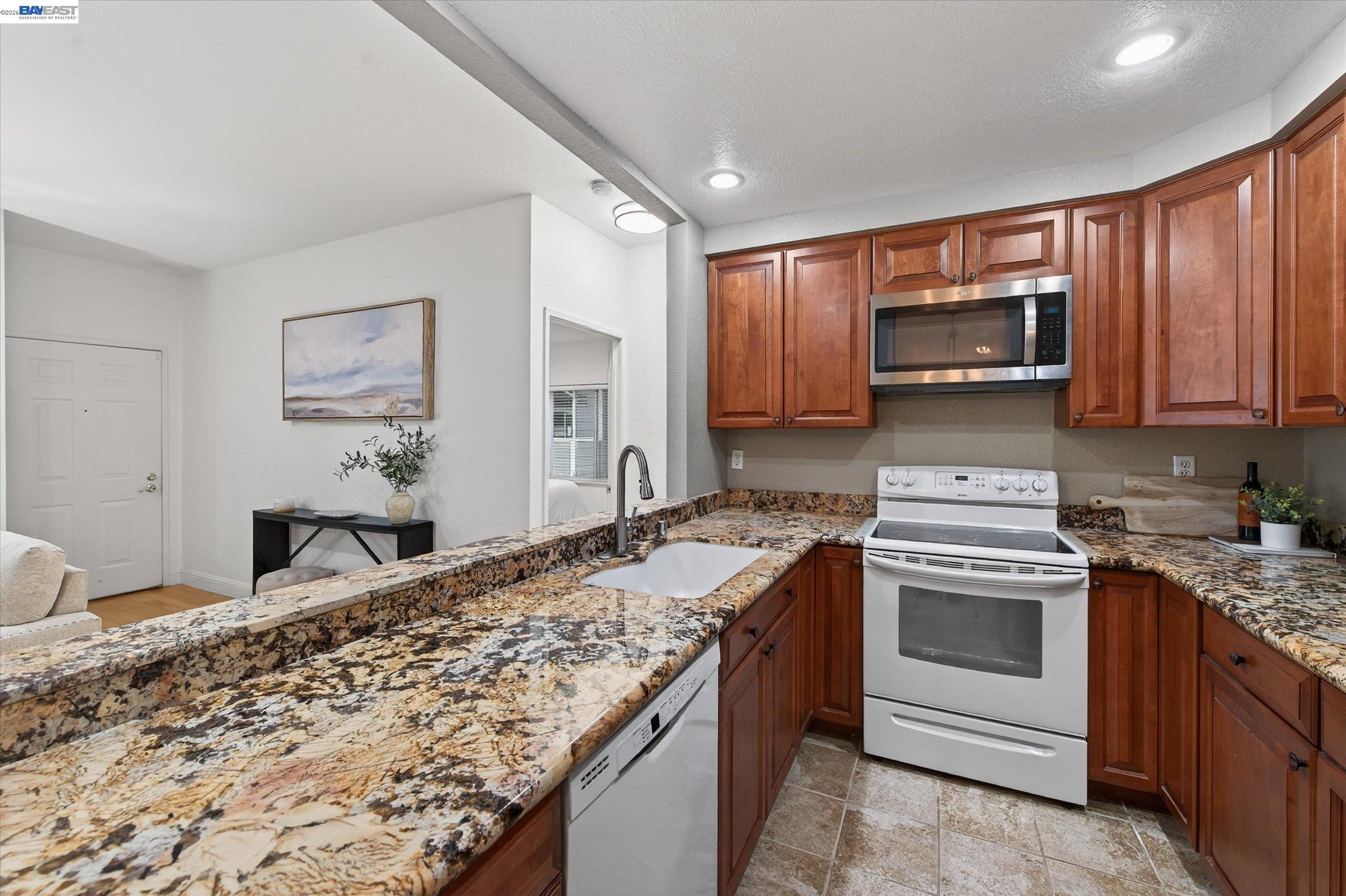 Photo #11: 41131856 Listing: Photo #11