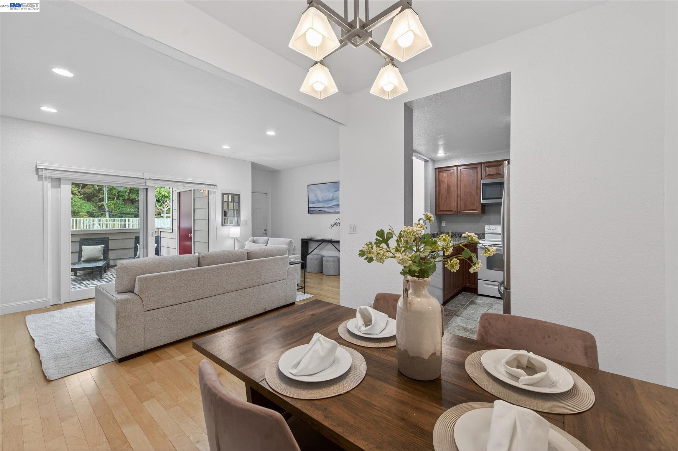 Photo #8: 41131856 Listing: Photo #8