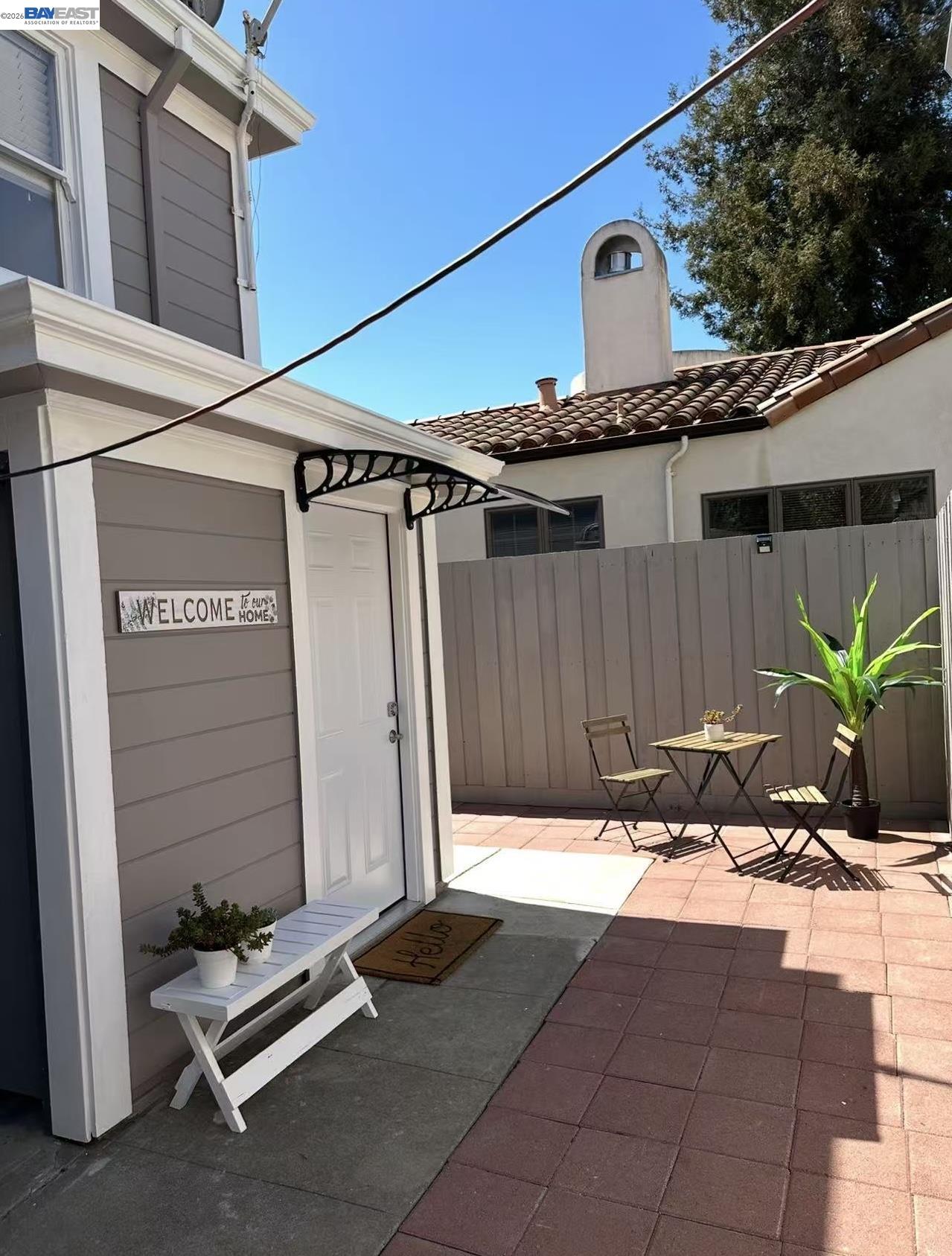 Detail Gallery Image 10 of 12 For 308 W Joaquin Ave, San Leandro,  CA 94577 - 2 Beds | 1/1 Baths