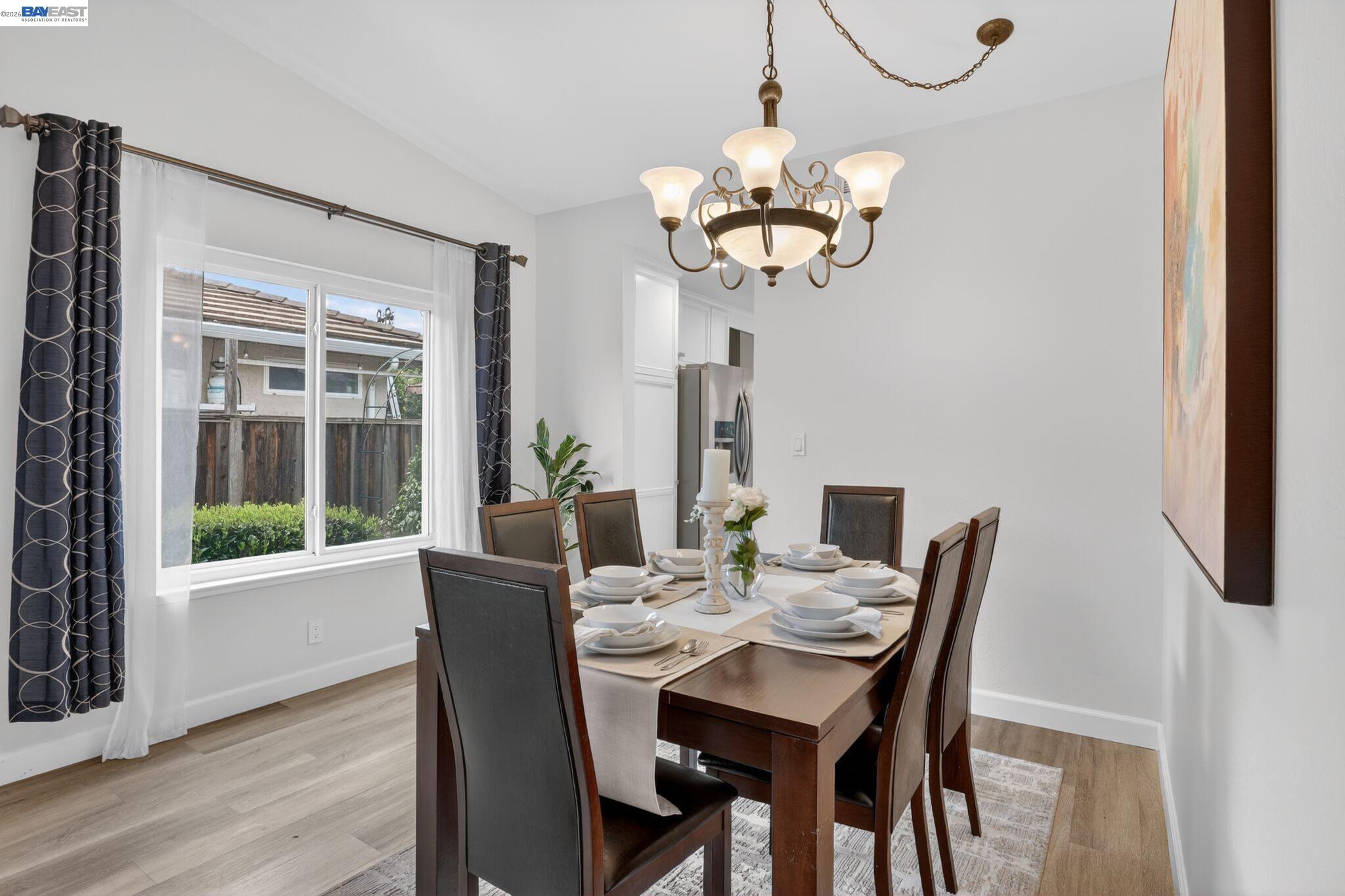 Detail Gallery Image 12 of 50 For 3211 De Anza Pl, San Ramon,  CA 94583 - 5 Beds | 2 Baths