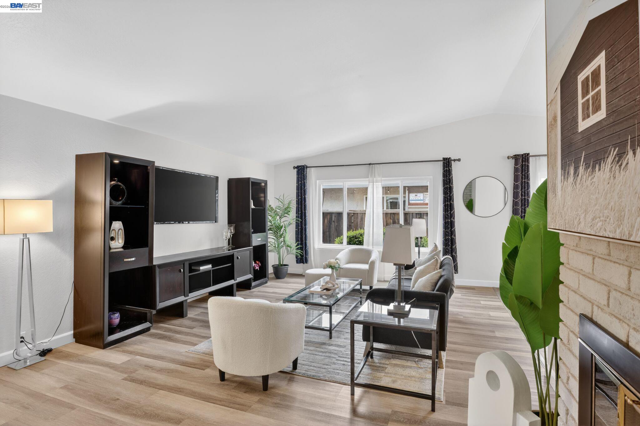 Detail Gallery Image 6 of 50 For 3211 De Anza Pl, San Ramon,  CA 94583 - 5 Beds | 2 Baths