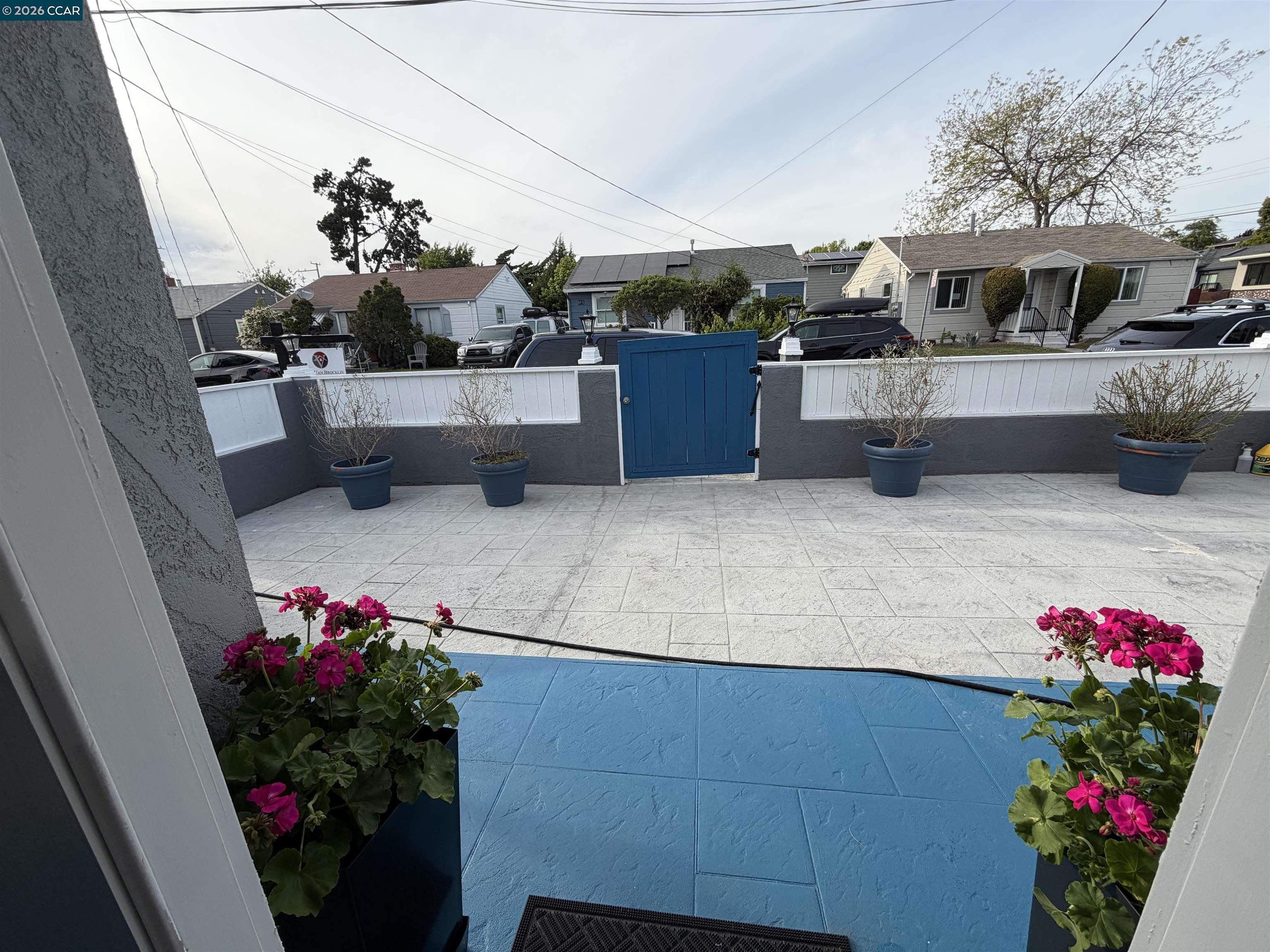 Detail Gallery Image 12 of 16 For 916 Bataan Ave, Berkeley,  CA 94710 - 3 Beds | 2 Baths