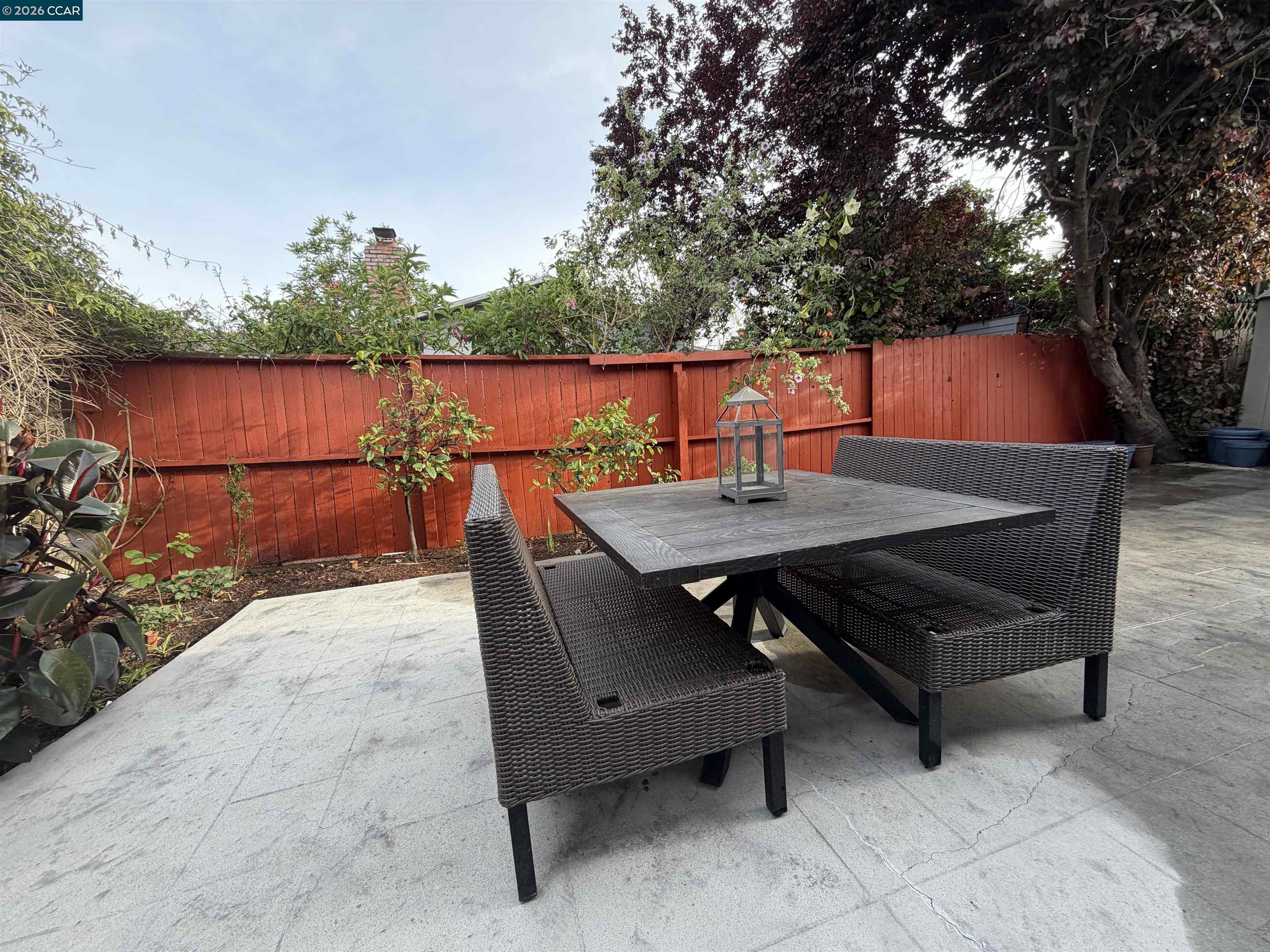 Detail Gallery Image 14 of 16 For 916 Bataan Ave, Berkeley,  CA 94710 - 3 Beds | 2 Baths