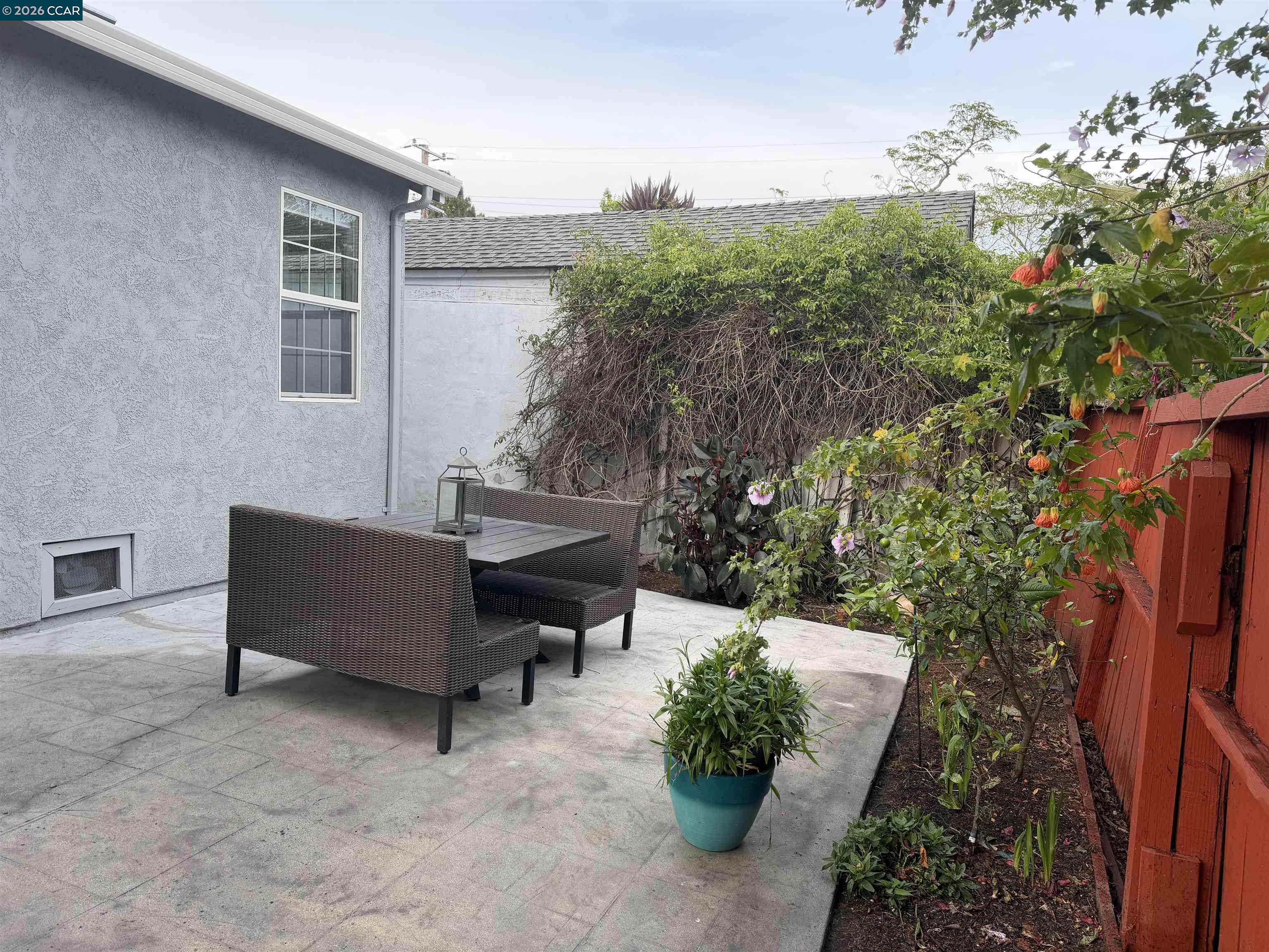 Detail Gallery Image 16 of 16 For 916 Bataan Ave, Berkeley,  CA 94710 - 3 Beds | 2 Baths