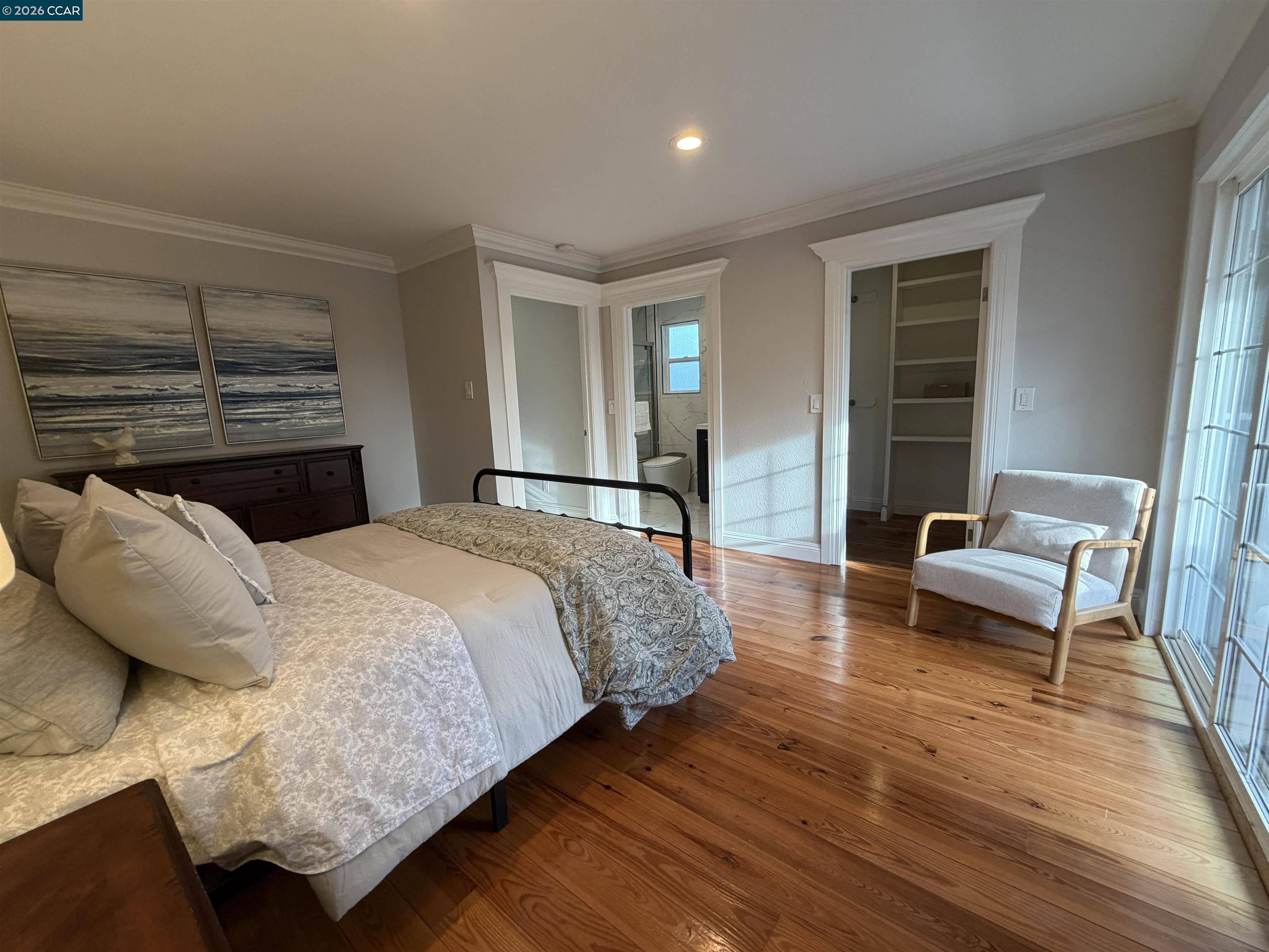 Detail Gallery Image 6 of 16 For 916 Bataan Ave, Berkeley,  CA 94710 - 3 Beds | 2 Baths