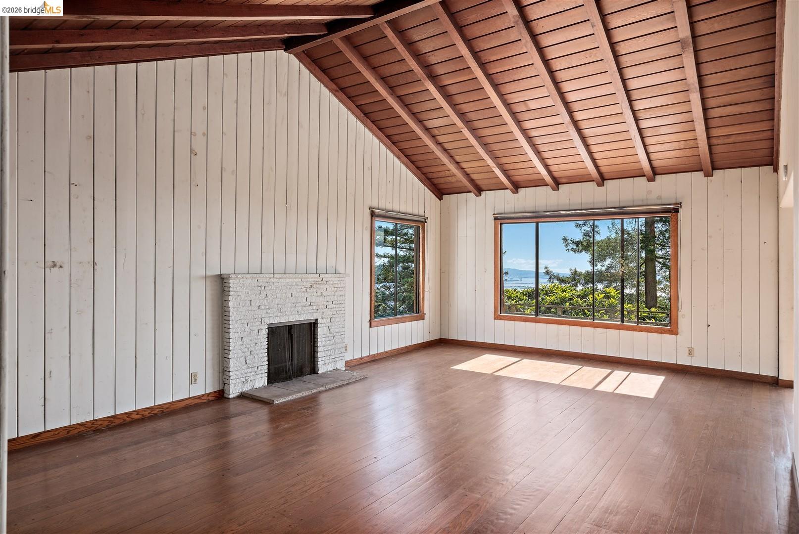 Detail Gallery Image 2 of 37 For 870 Keeler Ave, Berkeley,  CA 94708 - 3 Beds | 2 Baths