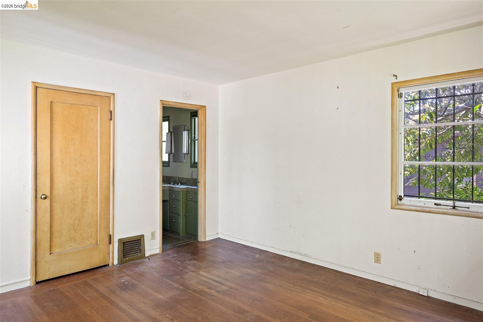 Detail Gallery Image 22 of 37 For 870 Keeler Ave, Berkeley,  CA 94708 - 3 Beds | 2 Baths