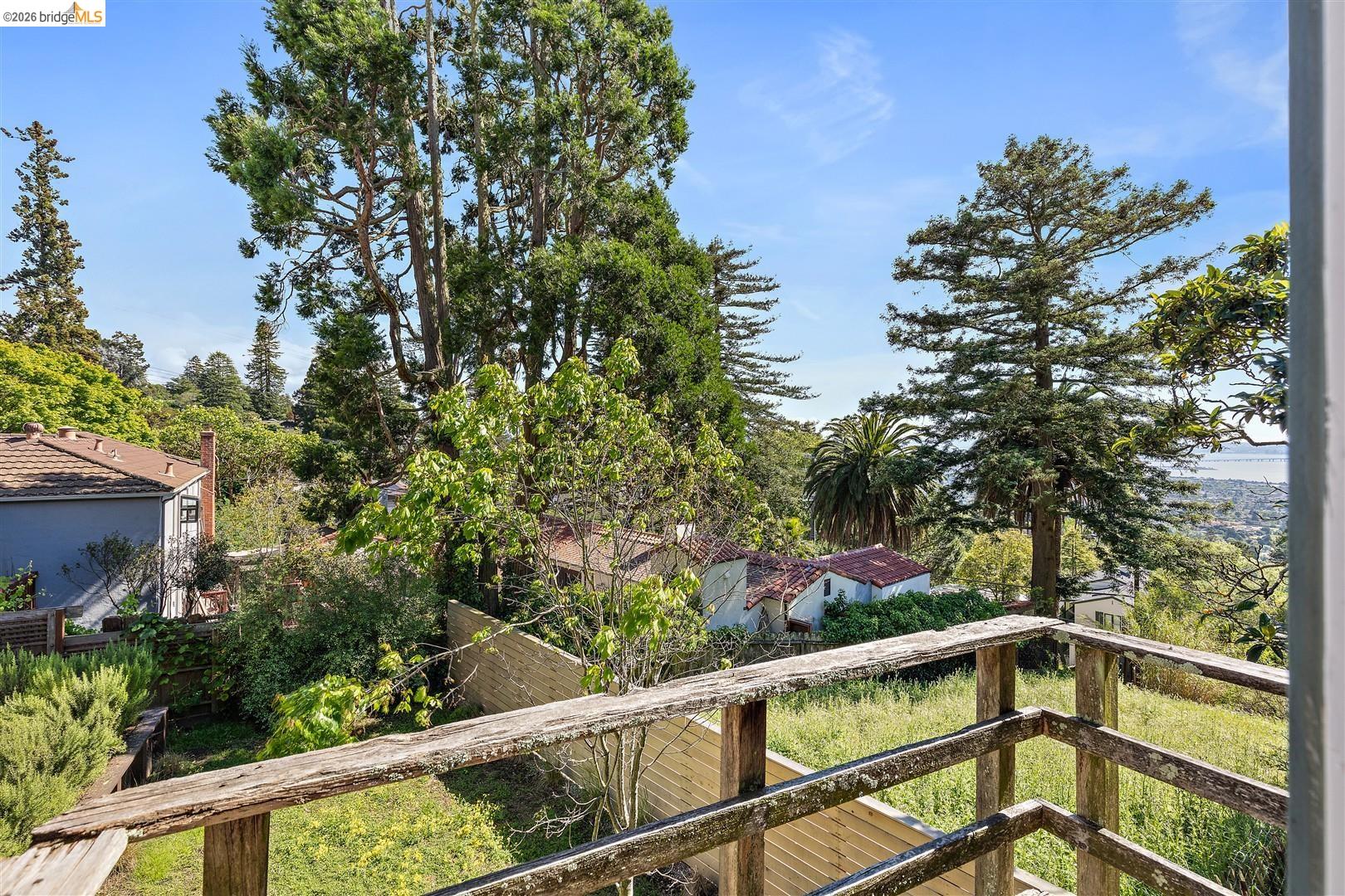 Detail Gallery Image 27 of 37 For 870 Keeler Ave, Berkeley,  CA 94708 - 3 Beds | 2 Baths