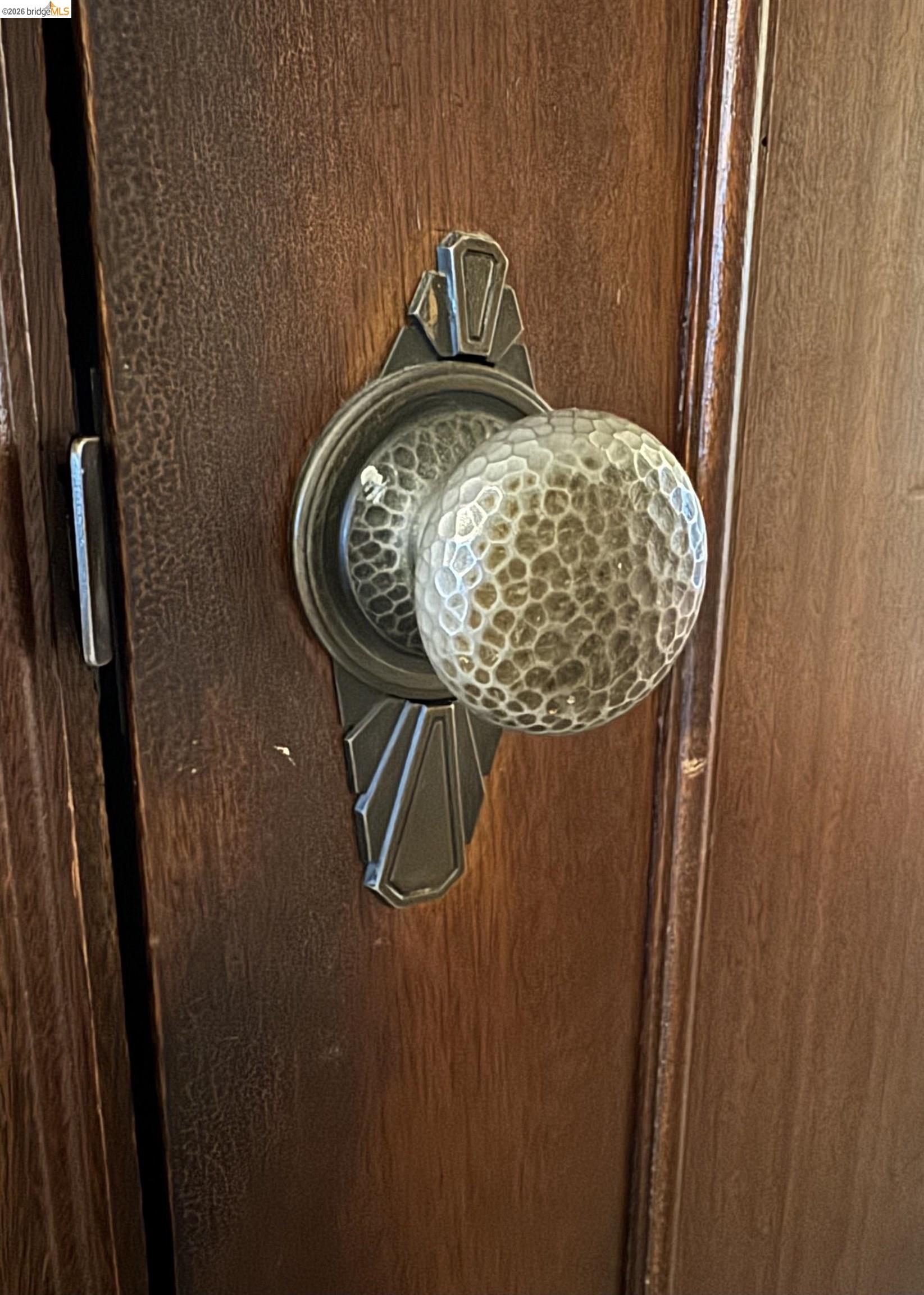 Detail Gallery Image 10 of 35 For 323 Lincoln Way, San Francisco,  CA 94122 - 2 Beds | 1 Baths