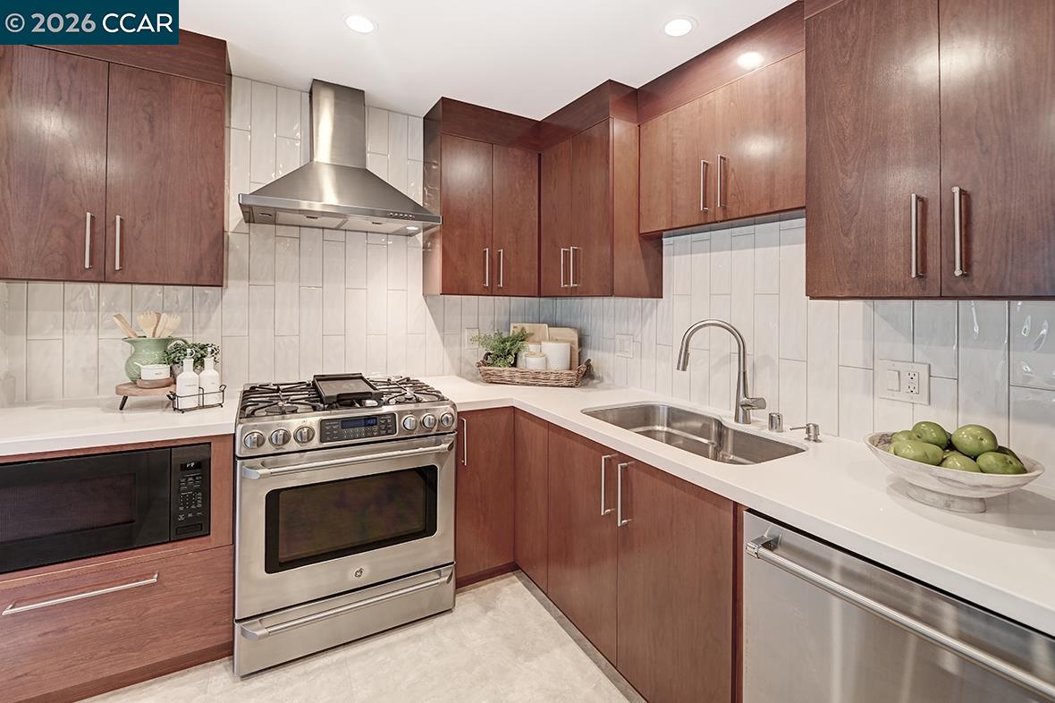 Photo #17: 41131871 Listing: Photo #17