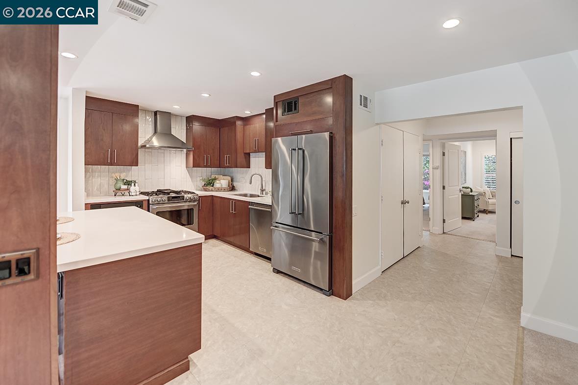 Photo #22: 41131871 Listing: Photo #22