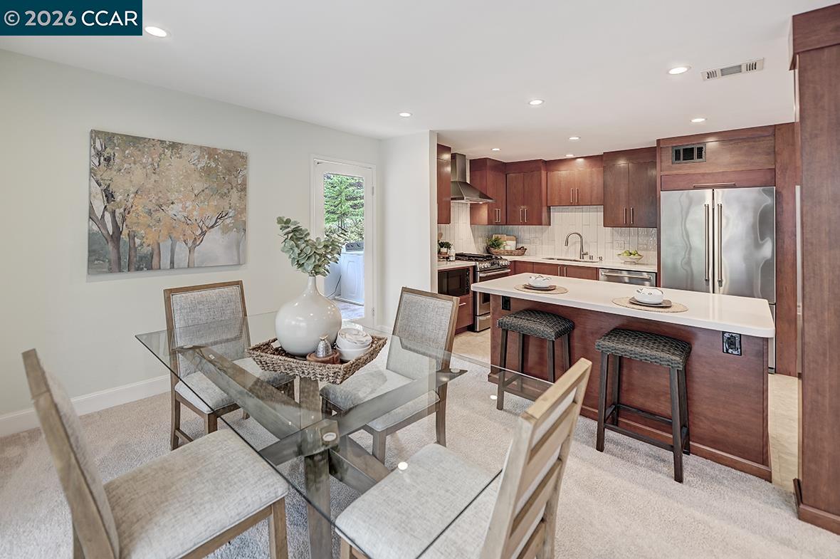 Photo #8: 41131871 Listing: Photo #8