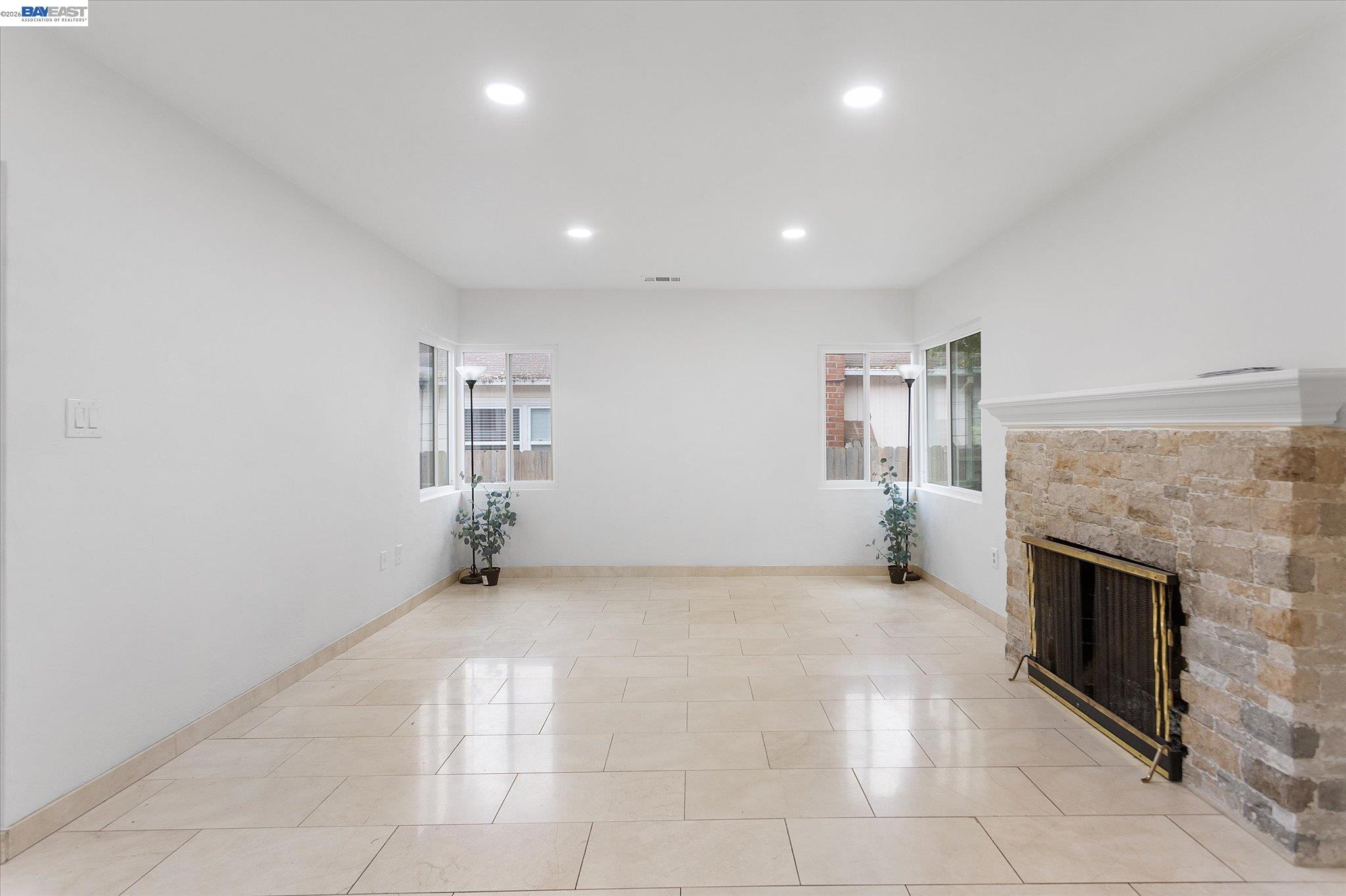 2930 Knoll Dr, Concord, CA, 94520