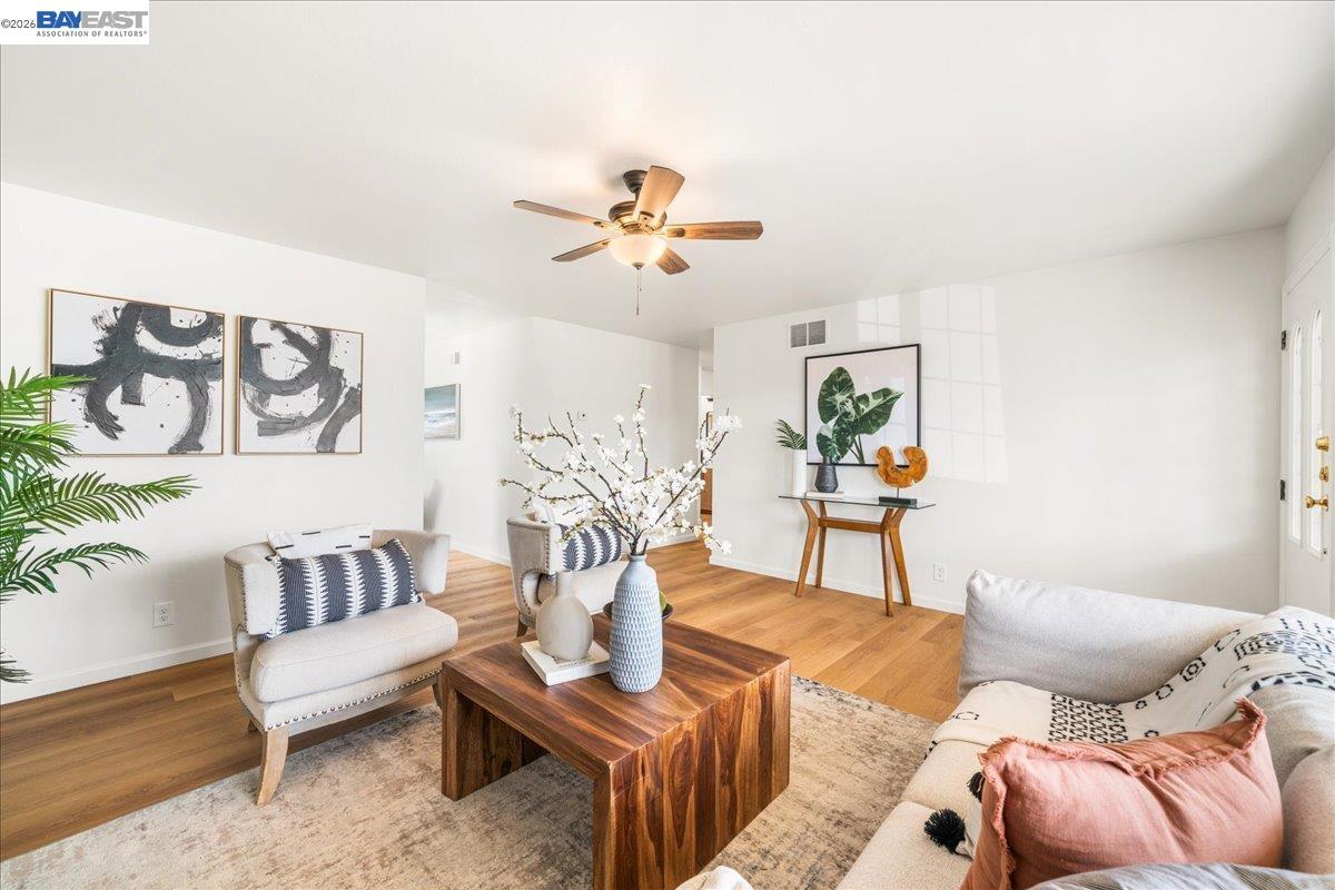 Detail Gallery Image 4 of 26 For 37229 Edith St, Newark,  CA 94560 - 3 Beds | 2 Baths