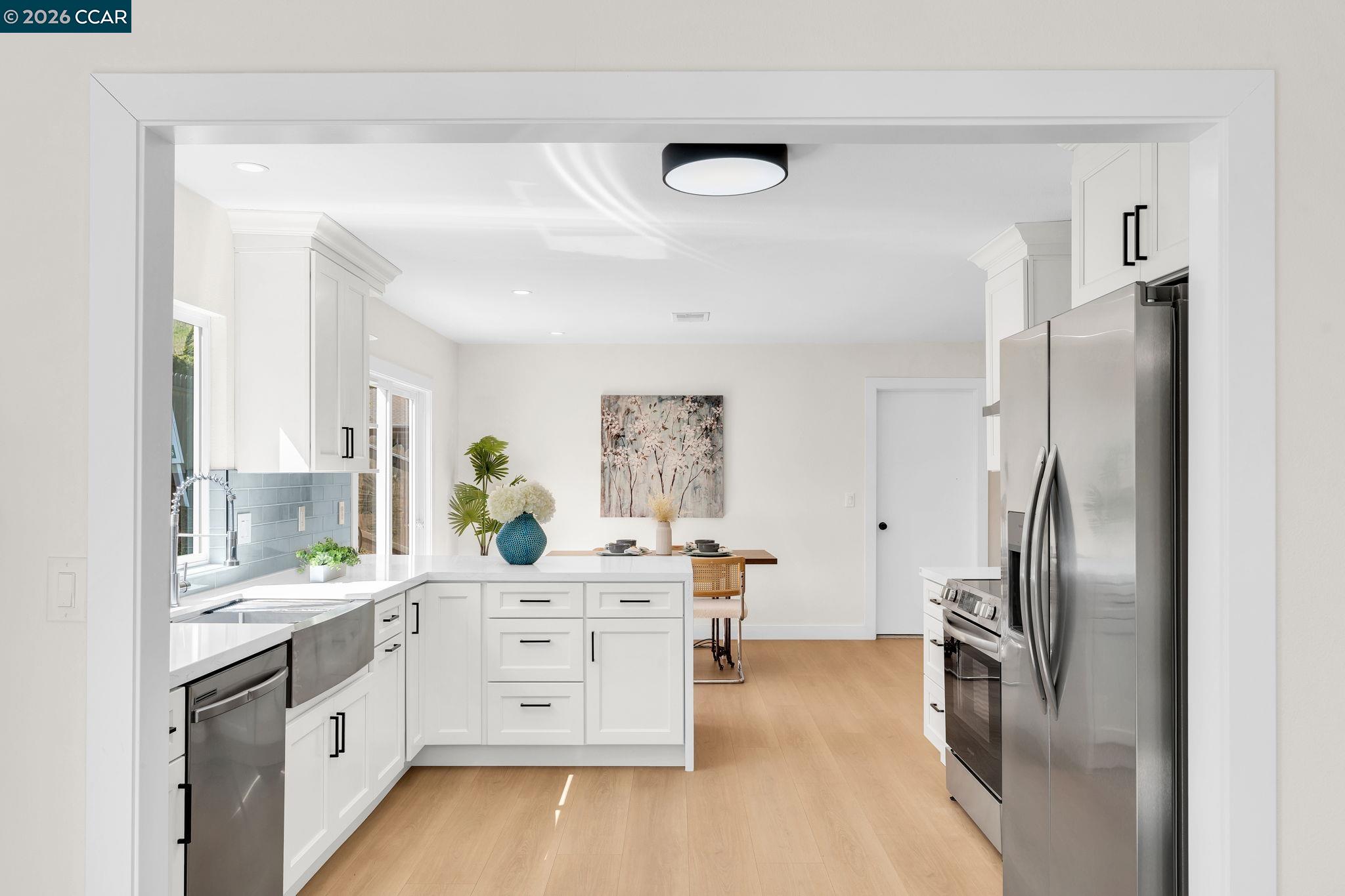 Detail Gallery Image 15 of 47 For 212 Panorama Dr, Benicia,  CA 94510 - 4 Beds | 2 Baths