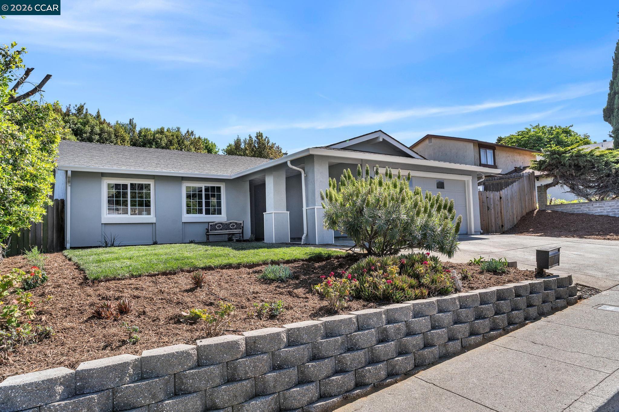 Detail Gallery Image 3 of 47 For 212 Panorama Dr, Benicia,  CA 94510 - 4 Beds | 2 Baths