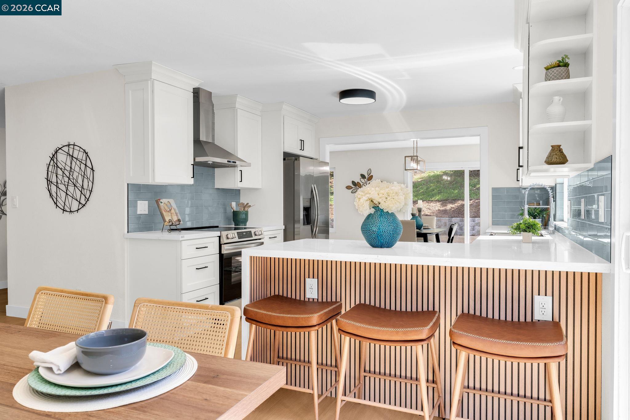 Detail Gallery Image 24 of 47 For 212 Panorama Dr, Benicia,  CA 94510 - 4 Beds | 2 Baths