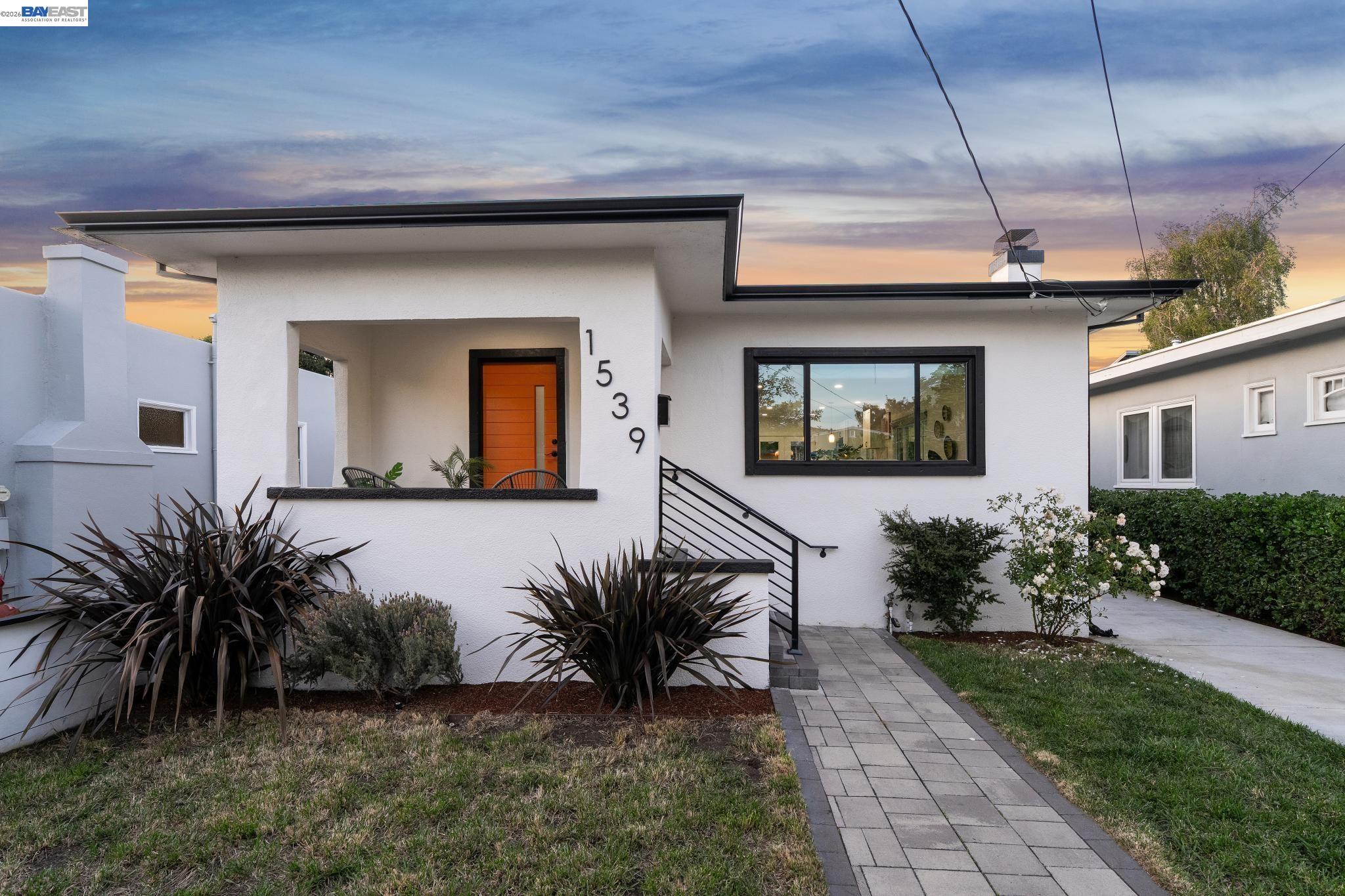 Front Image Thumbnail for BE41131881