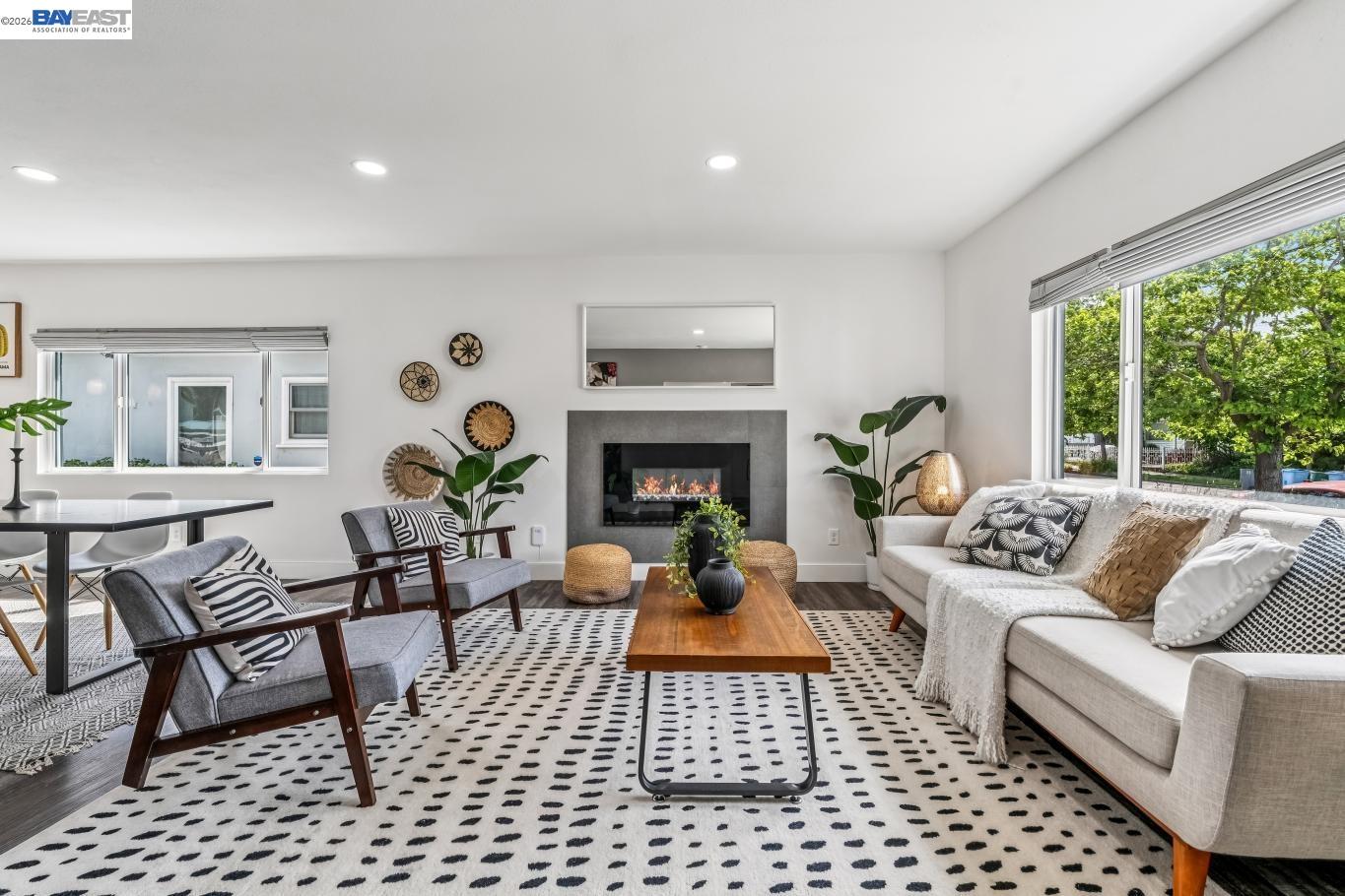 Detail Gallery Image 13 of 49 For 1539 Blake Street, Berkeley,  CA 94703 - 2 Beds | 1 Baths