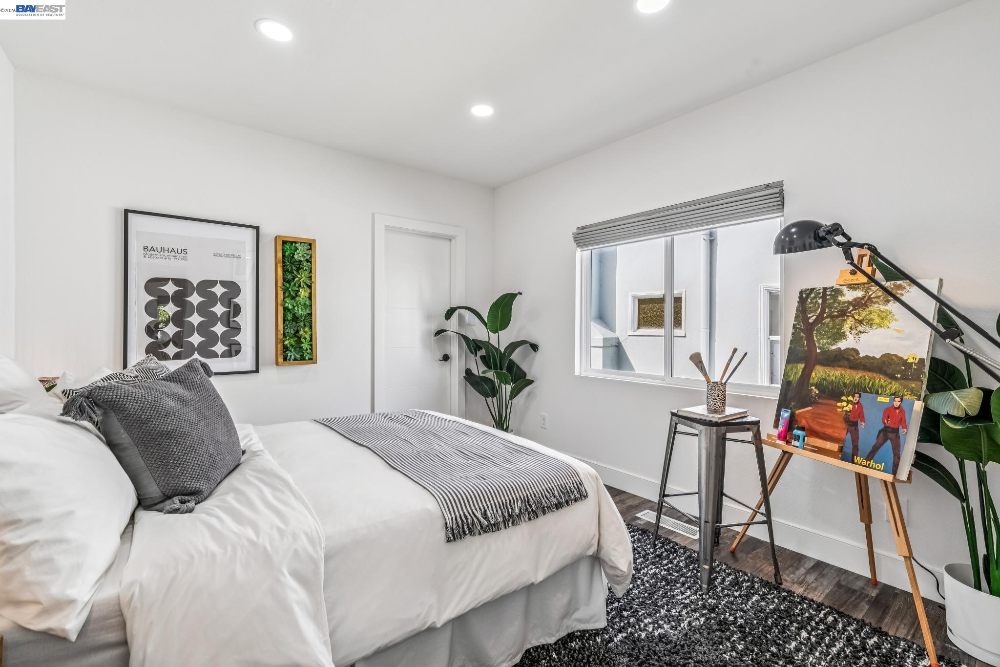 Detail Gallery Image 33 of 49 For 1539 Blake Street, Berkeley,  CA 94703 - 2 Beds | 1 Baths