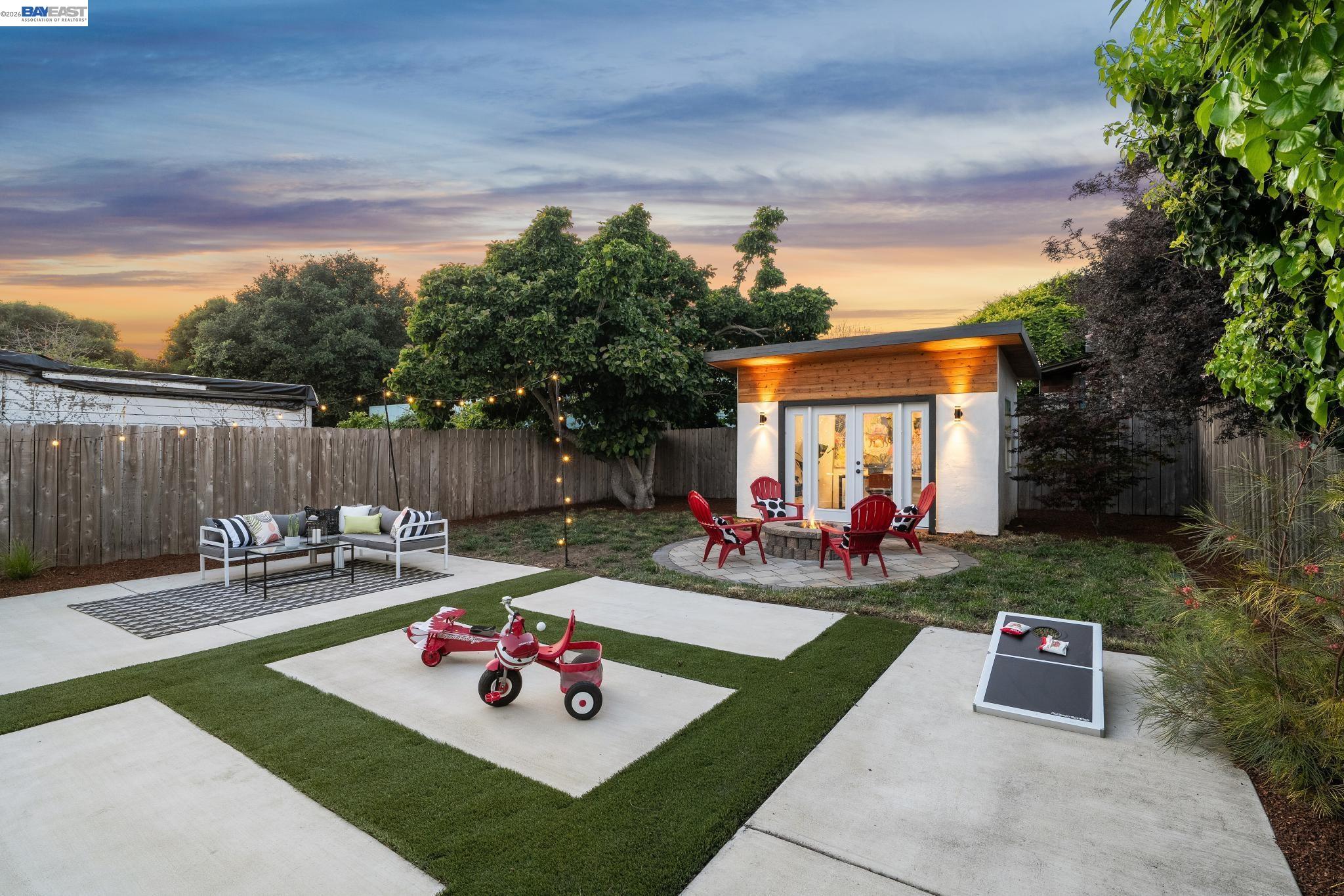 Detail Gallery Image 45 of 49 For 1539 Blake Street, Berkeley,  CA 94703 - 2 Beds | 1 Baths