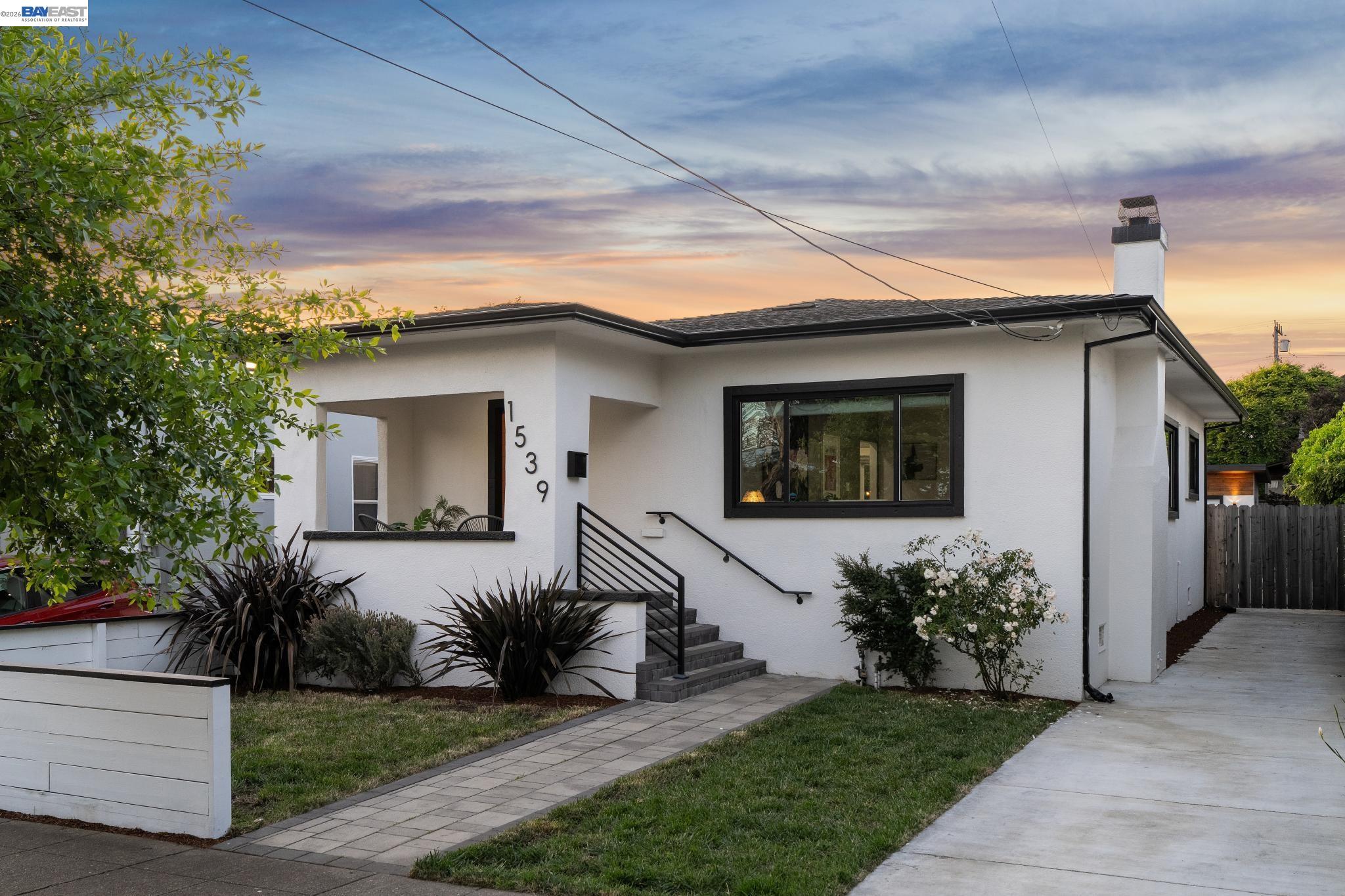 Detail Gallery Image 48 of 49 For 1539 Blake Street, Berkeley,  CA 94703 - 2 Beds | 1 Baths