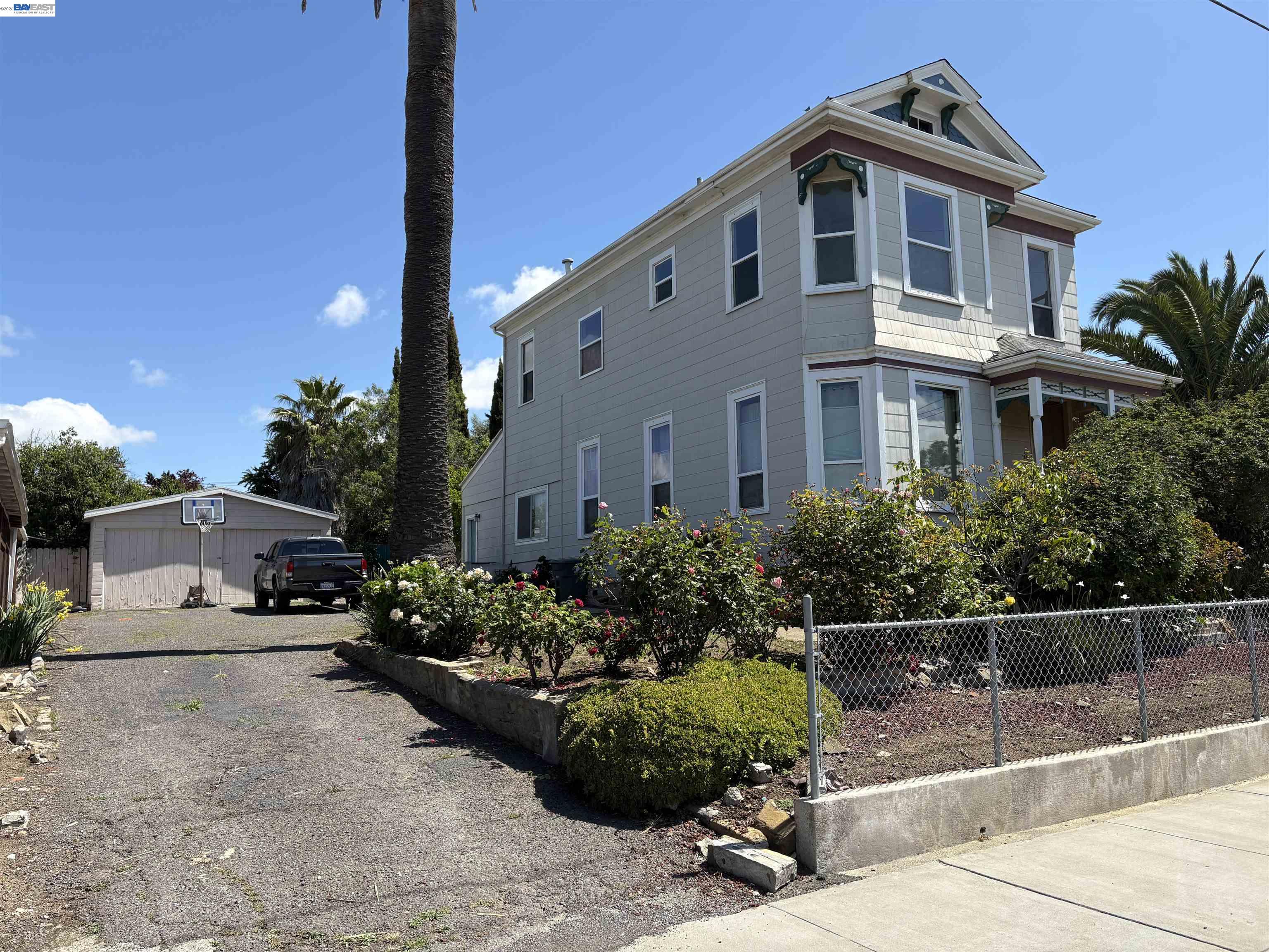 Detail Gallery Image 3 of 32 For 542 Grant St, Vallejo,  CA 94590 - – Beds | – Baths