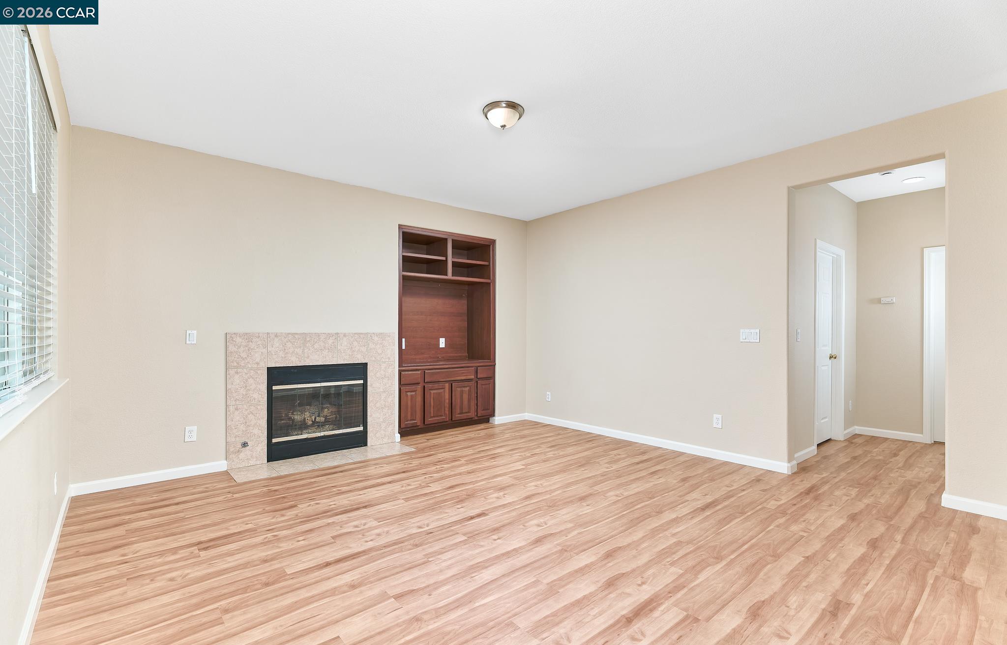 Detail Gallery Image 11 of 29 For 116 Travertine Ave, Lathrop,  CA 95330 - 5 Beds | 3 Baths