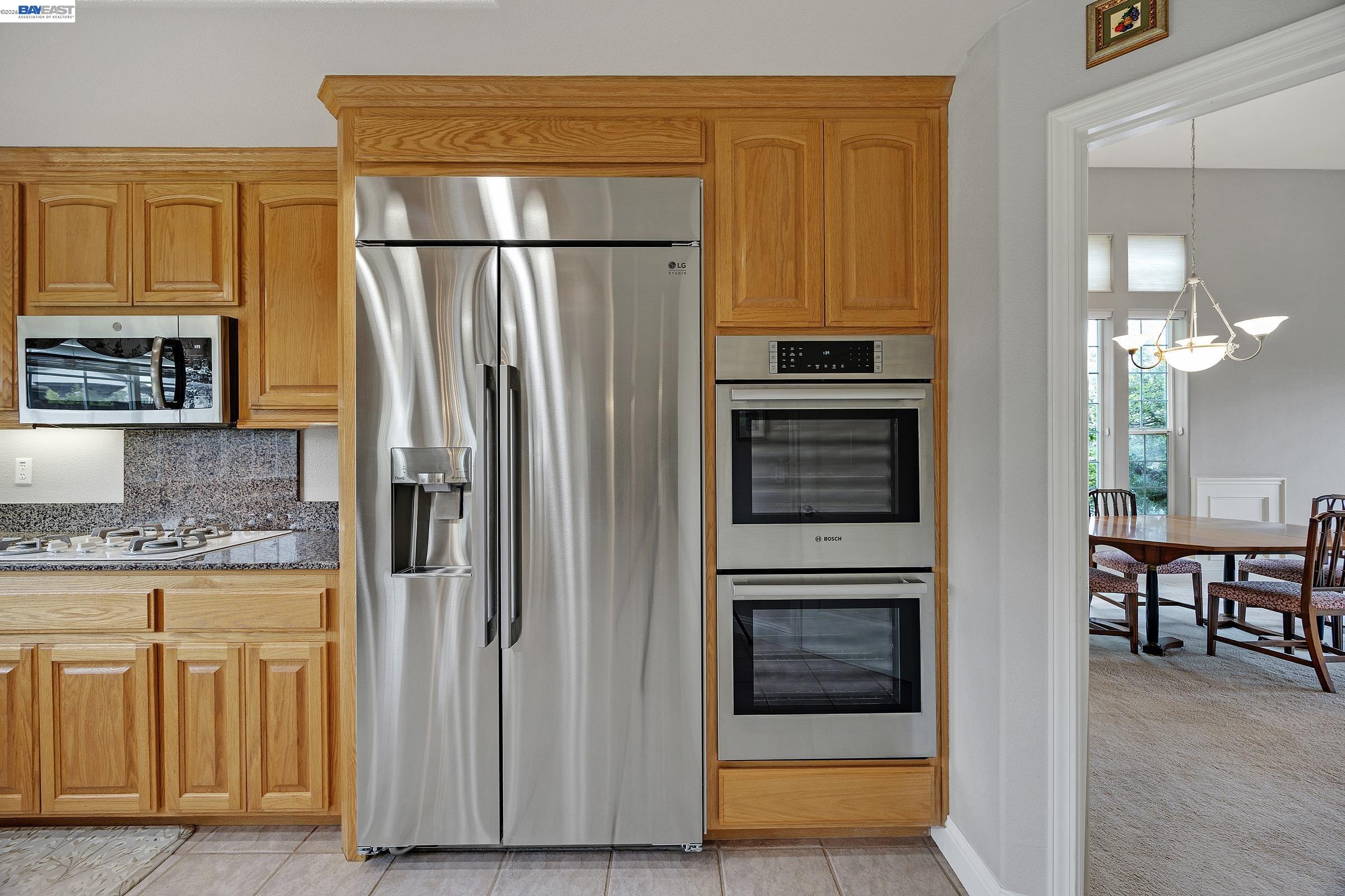 Detail Gallery Image 10 of 44 For 1680 Sorrento Pl, Livermore,  CA 94550 - 5 Beds | 3/1 Baths