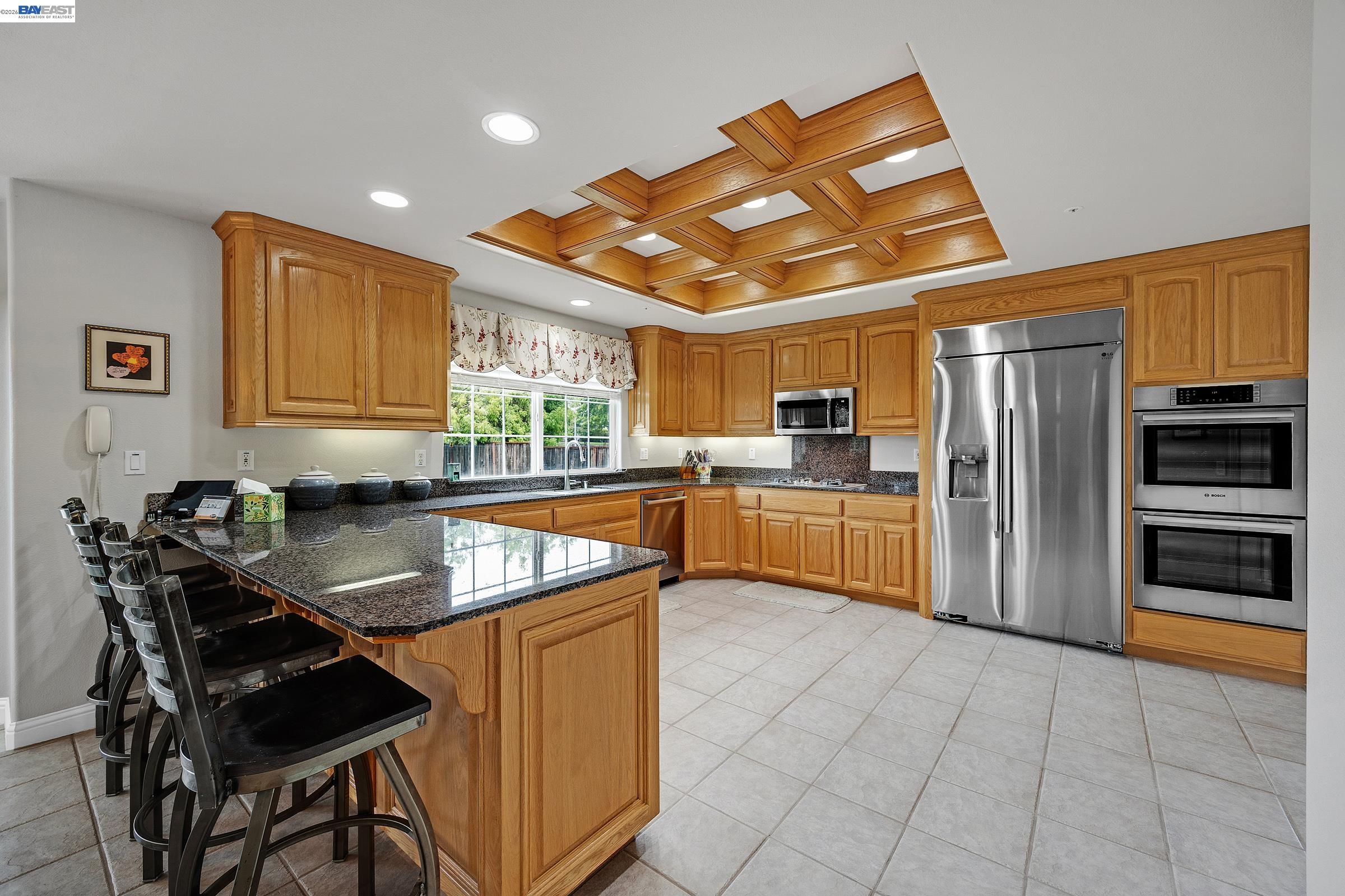 Detail Gallery Image 11 of 44 For 1680 Sorrento Pl, Livermore,  CA 94550 - 5 Beds | 3/1 Baths