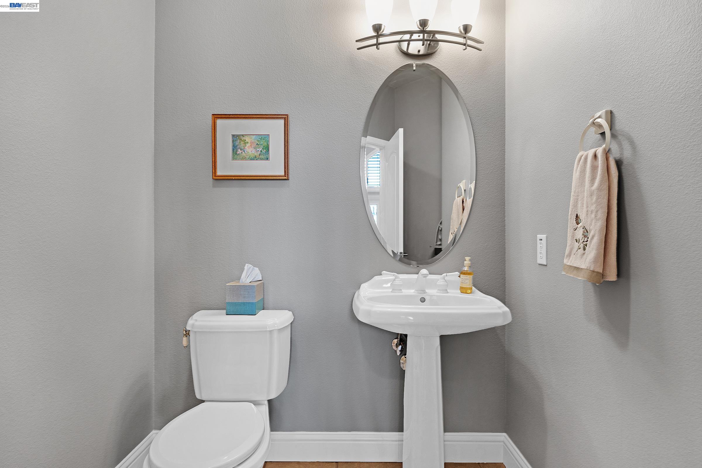 Detail Gallery Image 20 of 44 For 1680 Sorrento Pl, Livermore,  CA 94550 - 5 Beds | 3/1 Baths