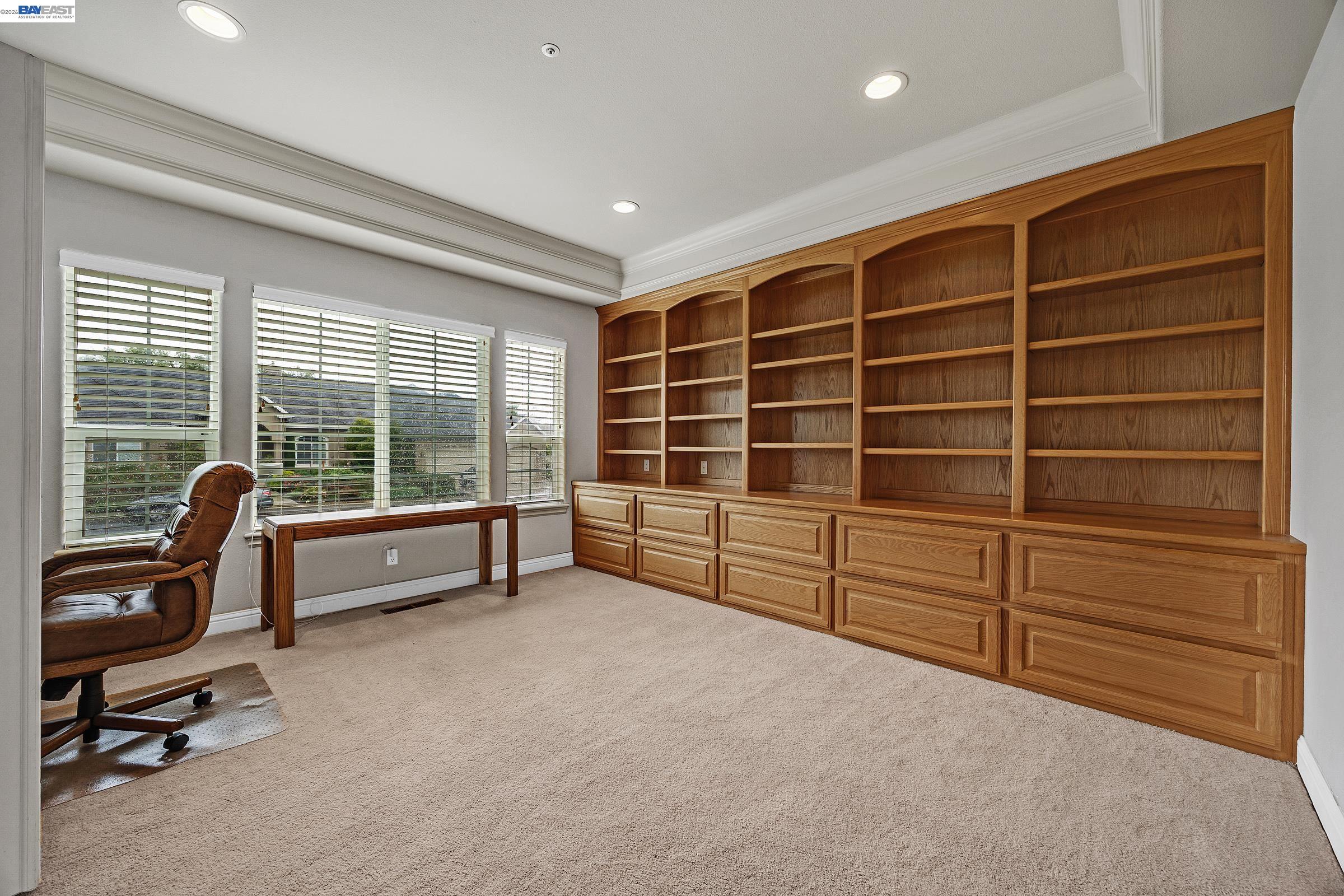 Detail Gallery Image 21 of 44 For 1680 Sorrento Pl, Livermore,  CA 94550 - 5 Beds | 3/1 Baths