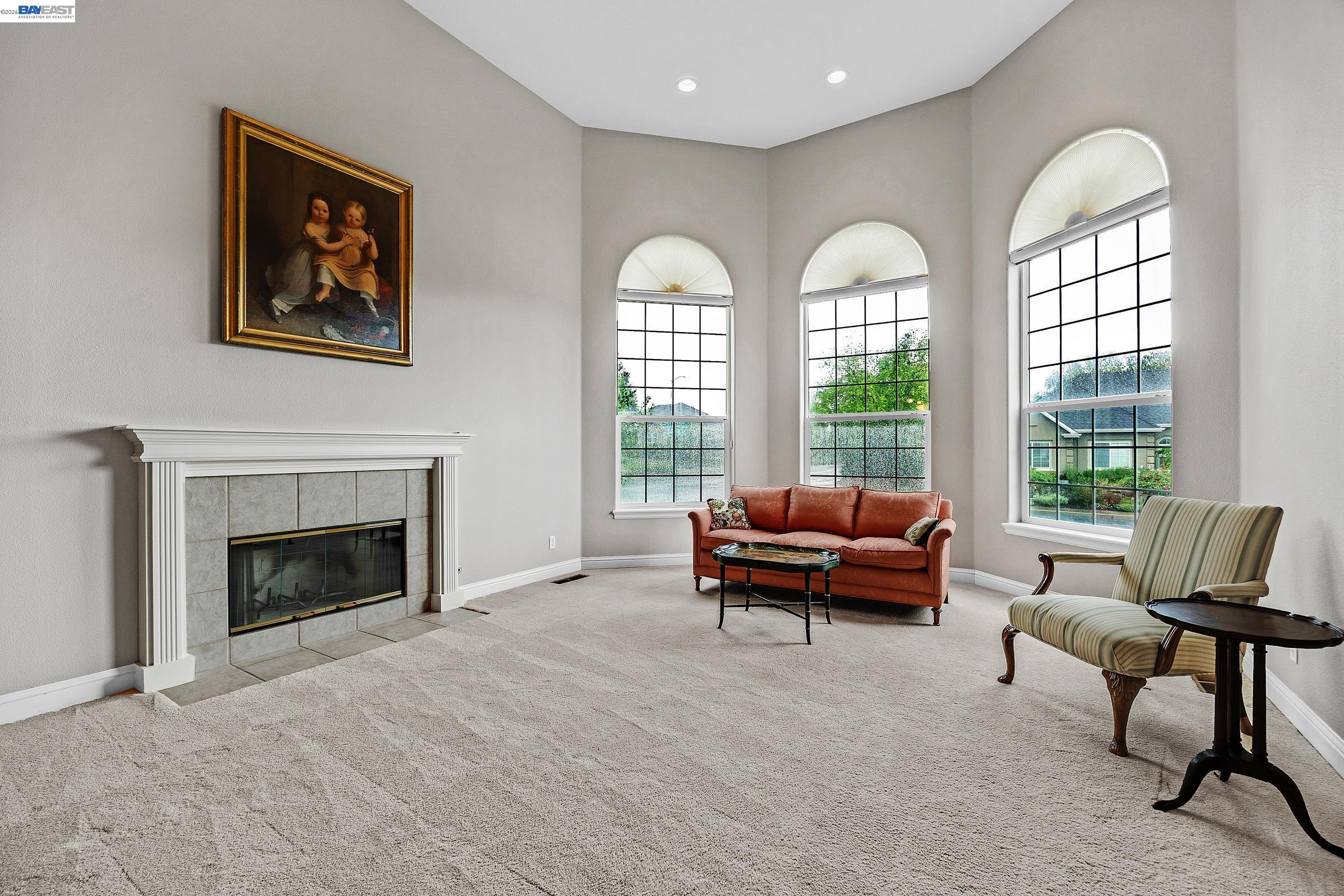 Detail Gallery Image 5 of 44 For 1680 Sorrento Pl, Livermore,  CA 94550 - 5 Beds | 3/1 Baths