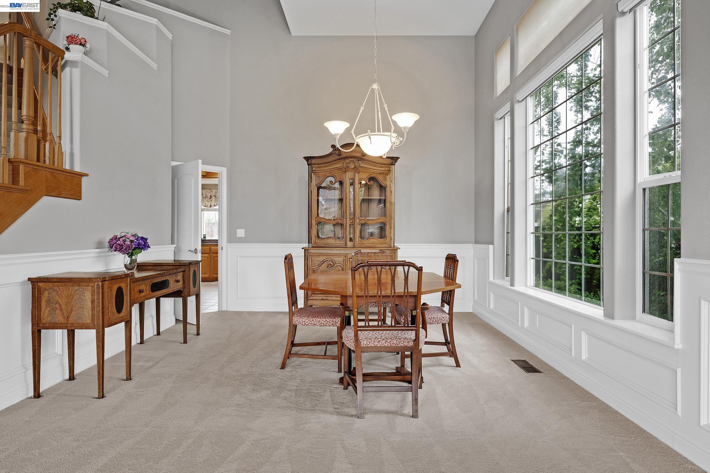 Detail Gallery Image 7 of 44 For 1680 Sorrento Pl, Livermore,  CA 94550 - 5 Beds | 3/1 Baths