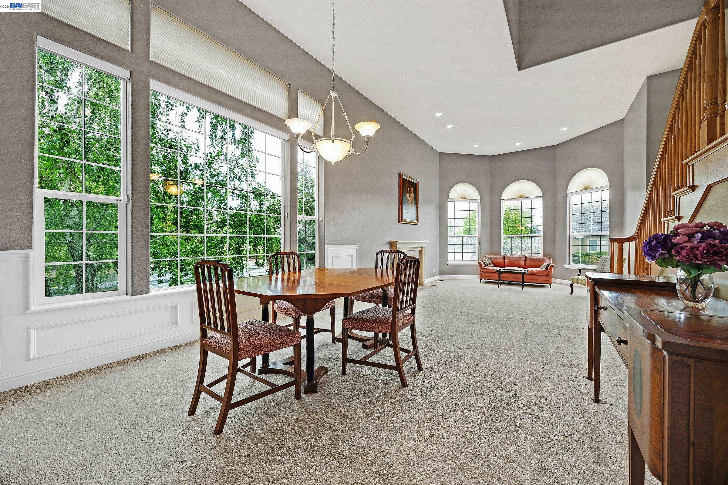 Detail Gallery Image 8 of 44 For 1680 Sorrento Pl, Livermore,  CA 94550 - 5 Beds | 3/1 Baths