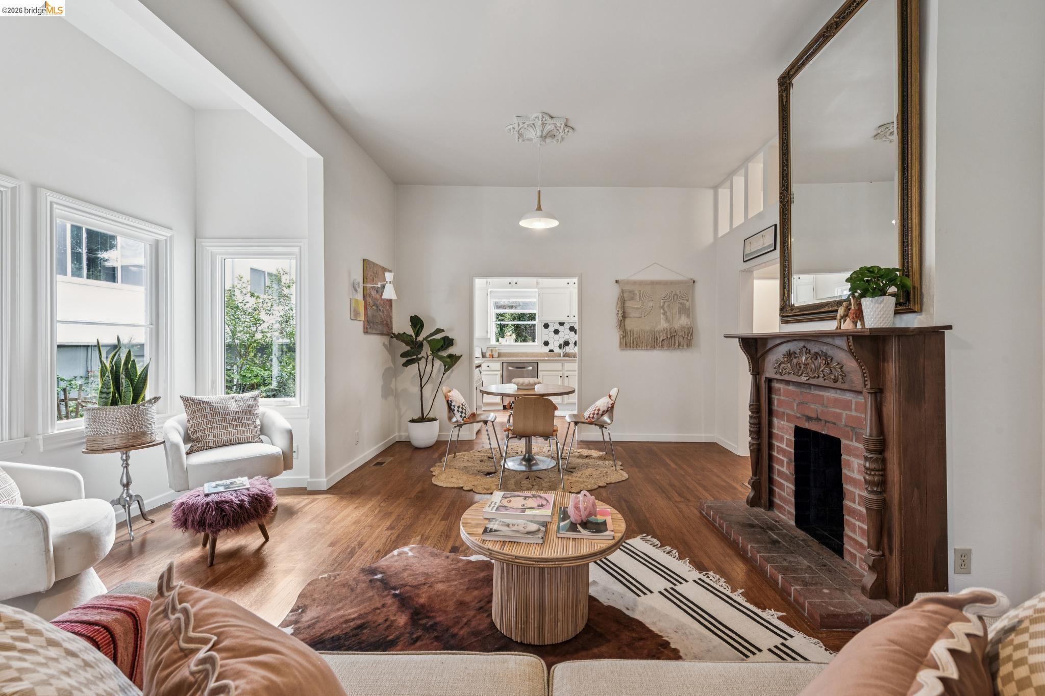 Photo #8: 41131890 Listing: Photo #8