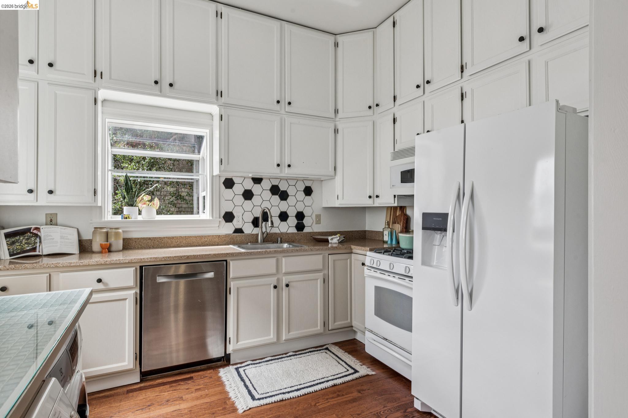 Photo #20: 41131890 Listing: Photo #20