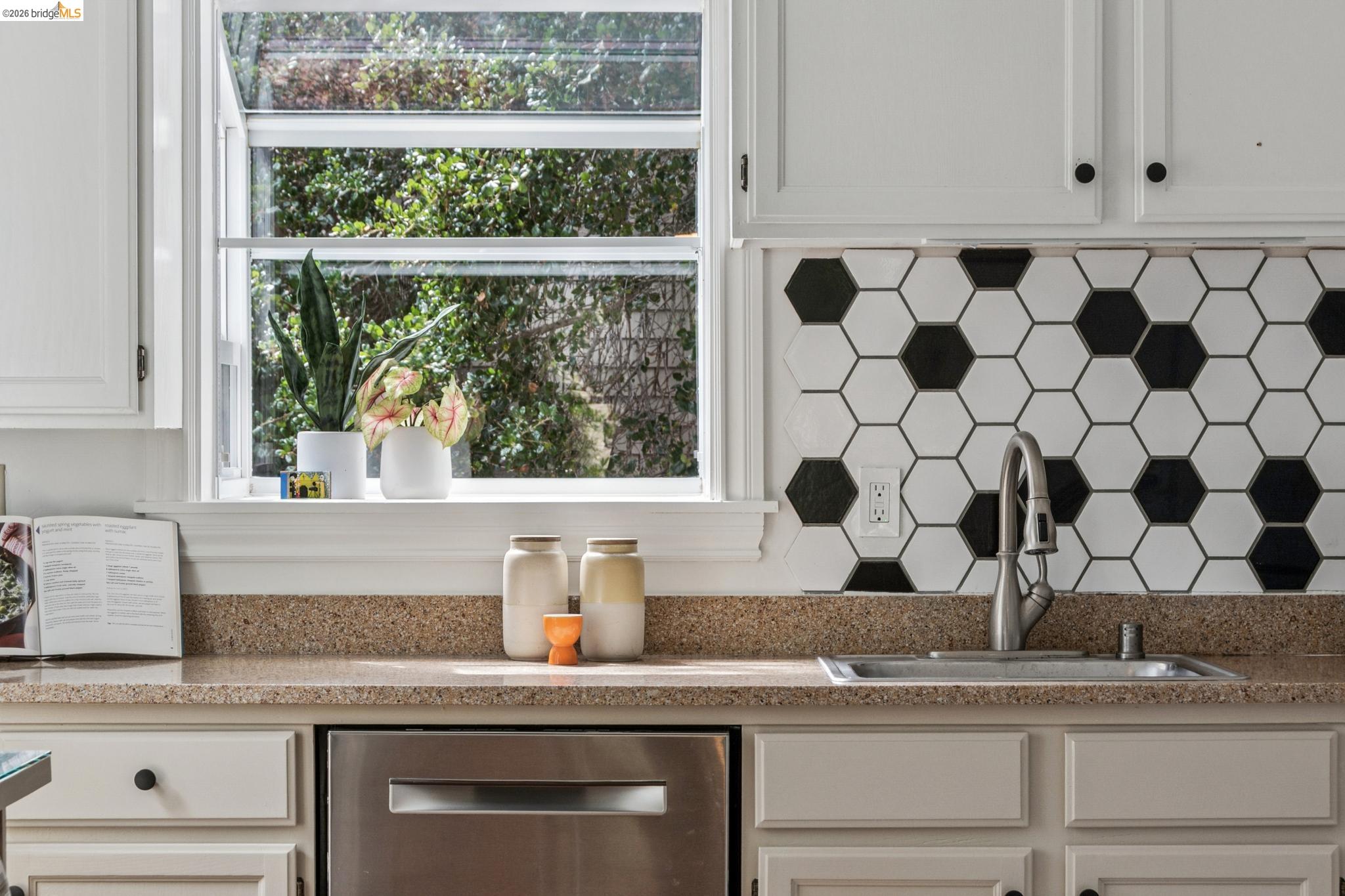 Photo #21: 41131890 Listing: Photo #21