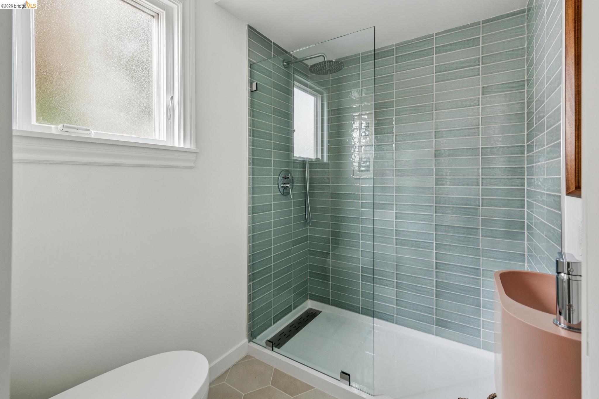 Photo #25: 41131890 Listing: Photo #25