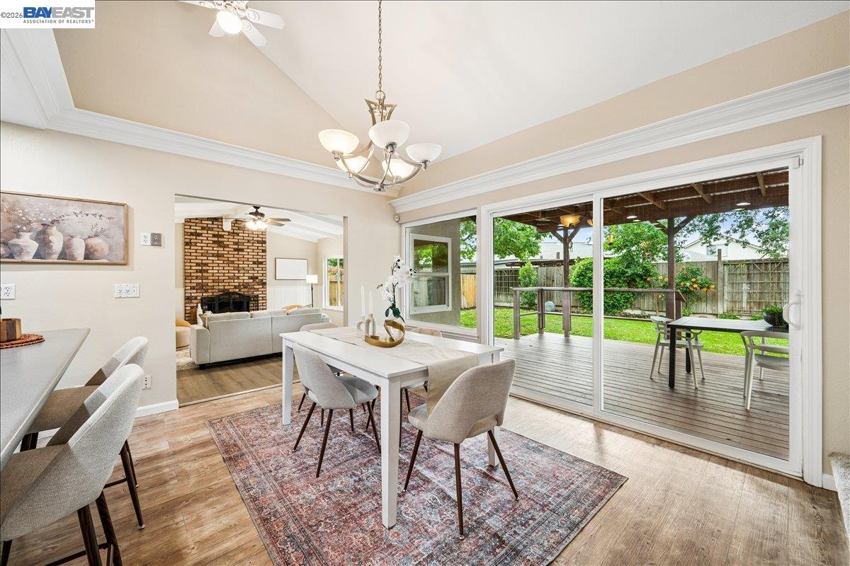 Detail Gallery Image 11 of 40 For 409 Alameda Dr, Livermore,  CA 94551 - 4 Beds | 2 Baths