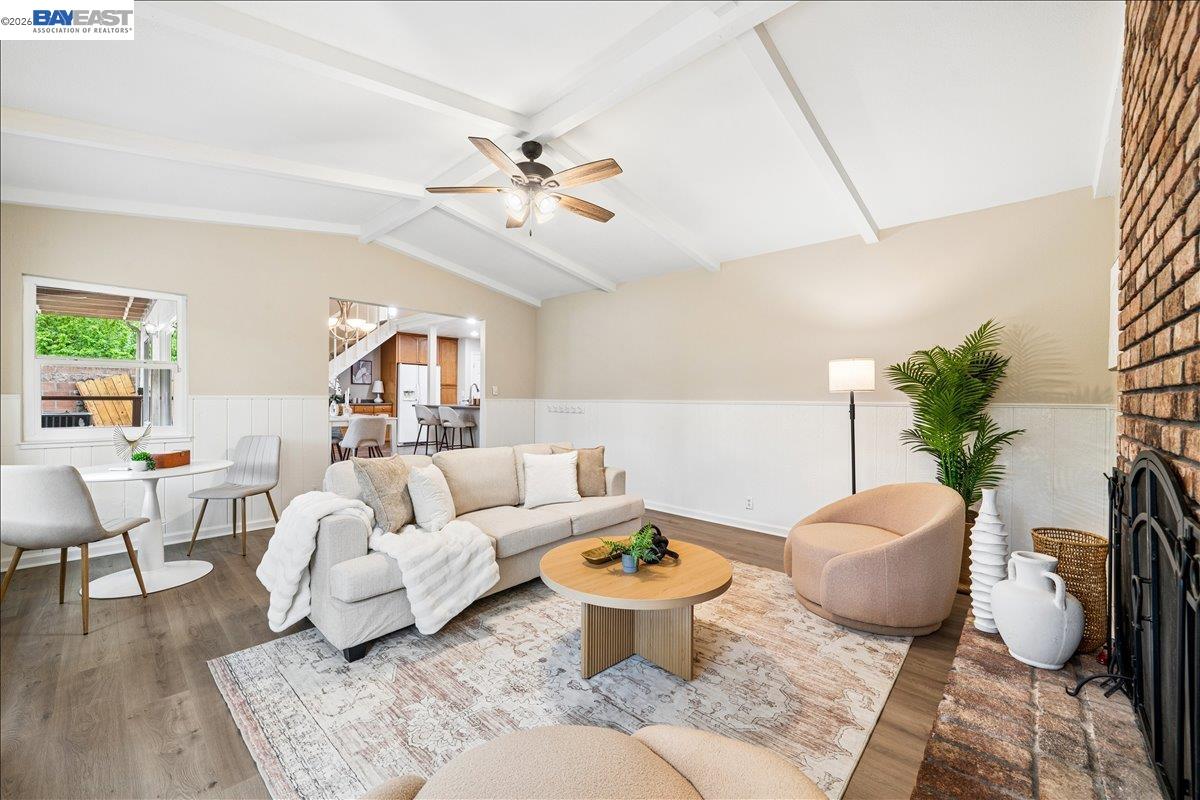 Detail Gallery Image 14 of 40 For 409 Alameda Dr, Livermore,  CA 94551 - 4 Beds | 2 Baths