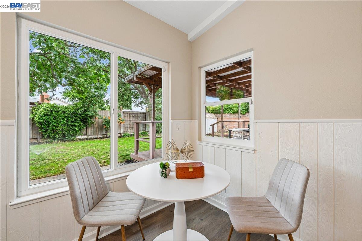 Detail Gallery Image 18 of 40 For 409 Alameda Dr, Livermore,  CA 94551 - 4 Beds | 2 Baths