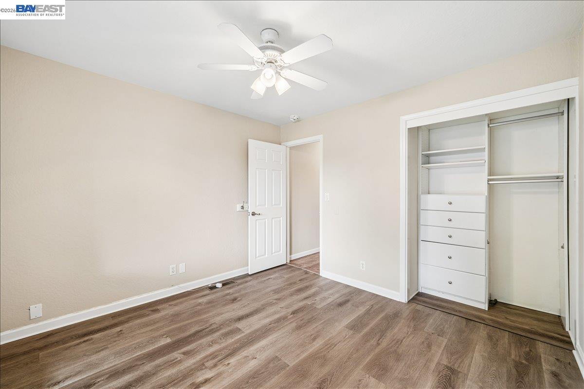 Detail Gallery Image 24 of 40 For 409 Alameda Dr, Livermore,  CA 94551 - 4 Beds | 2 Baths