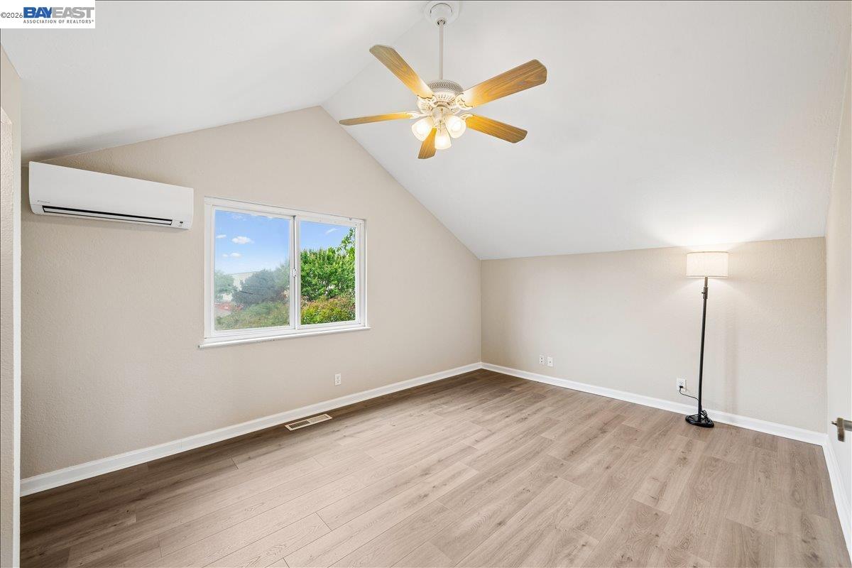 Detail Gallery Image 26 of 40 For 409 Alameda Dr, Livermore,  CA 94551 - 4 Beds | 2 Baths