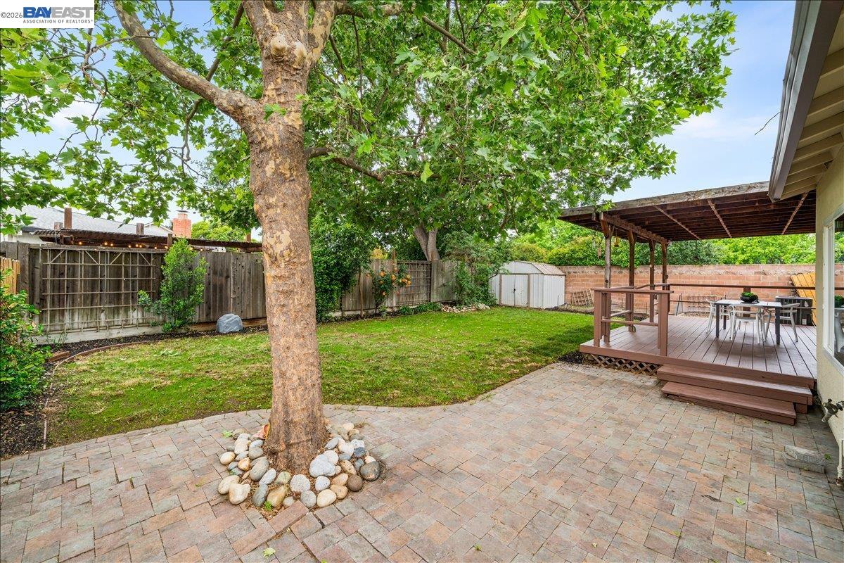 Detail Gallery Image 39 of 40 For 409 Alameda Dr, Livermore,  CA 94551 - 4 Beds | 2 Baths