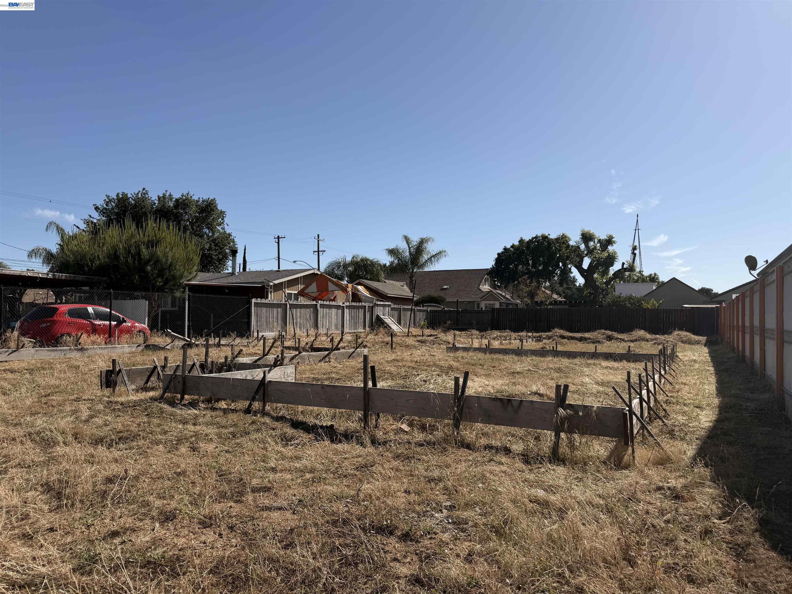 Detail Gallery Image 3 of 11 For 410 Montague Ct, Modesto,  CA 95351 - – Beds | – Baths