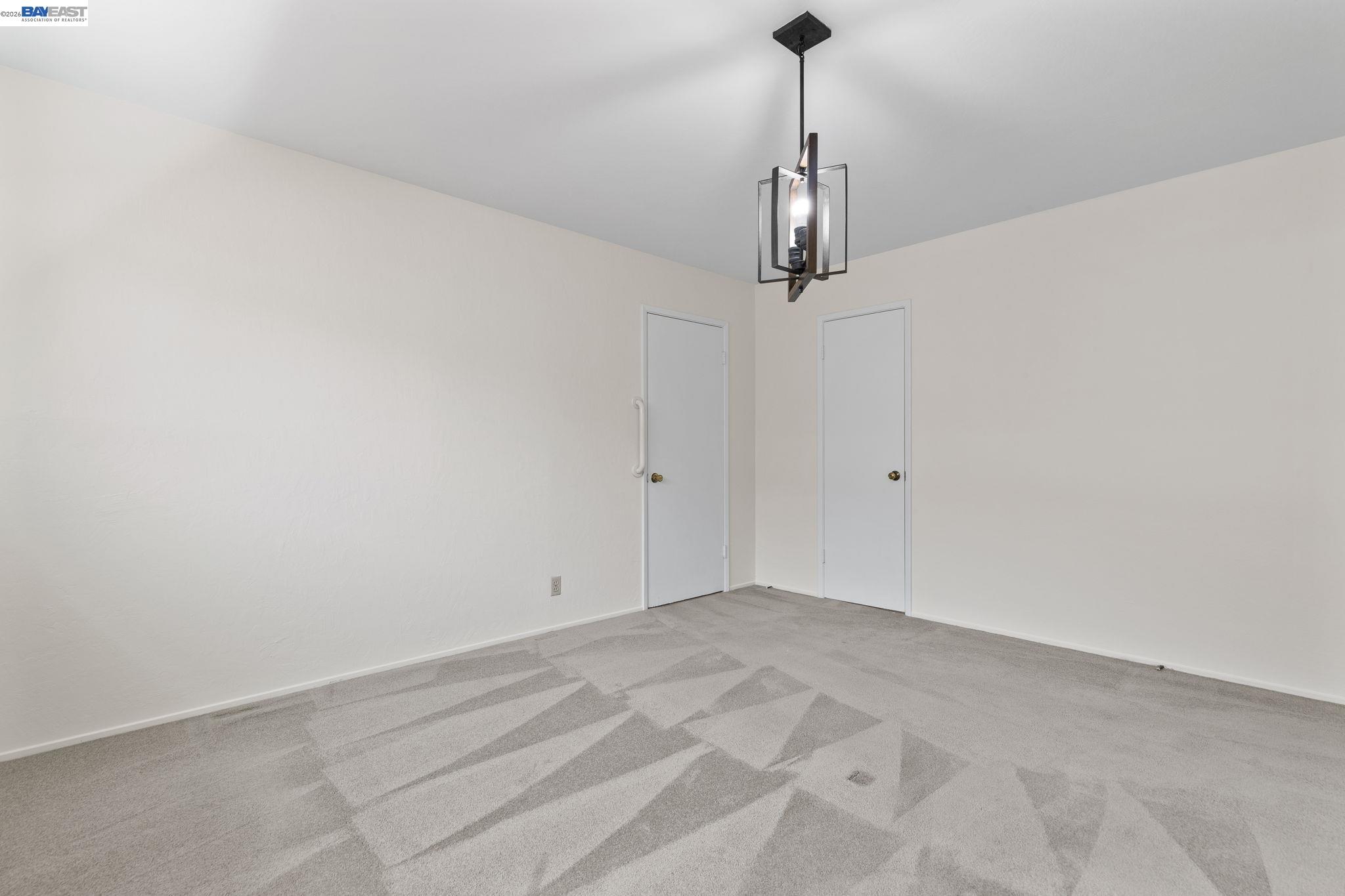 Detail Gallery Image 17 of 46 For 40272 Davis St, Fremont,  CA 94538 - 4 Beds | 2/1 Baths